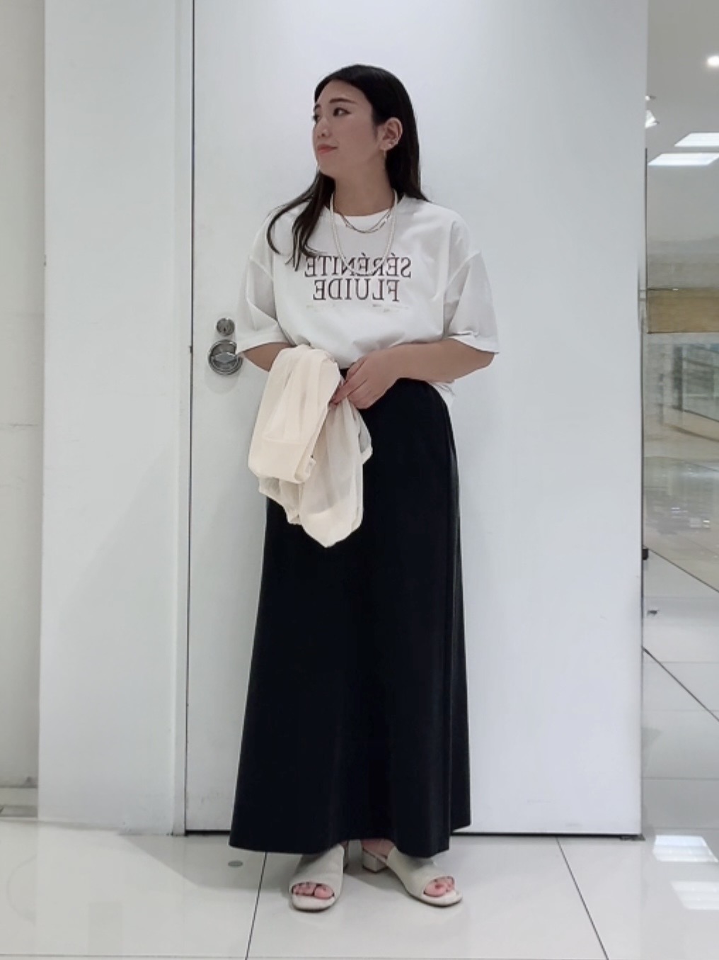 なかじさんの「UNTITLED｜【丈感すっきり】ベロアプリントロゴT」を使ったコーディネート