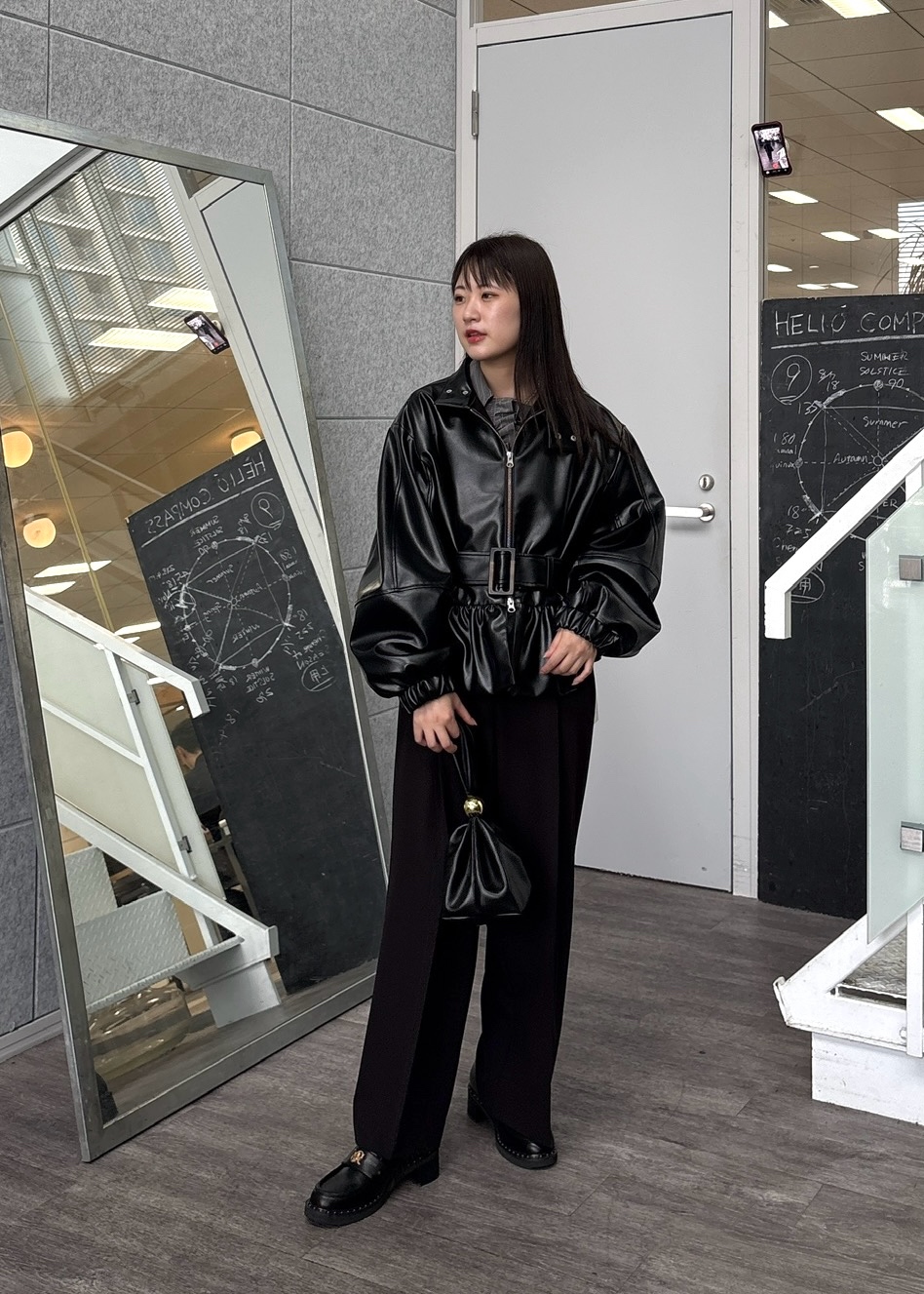 Renoさんの「INDIVI｜センターフリルストライプシャツ」を使ったコーディネート
