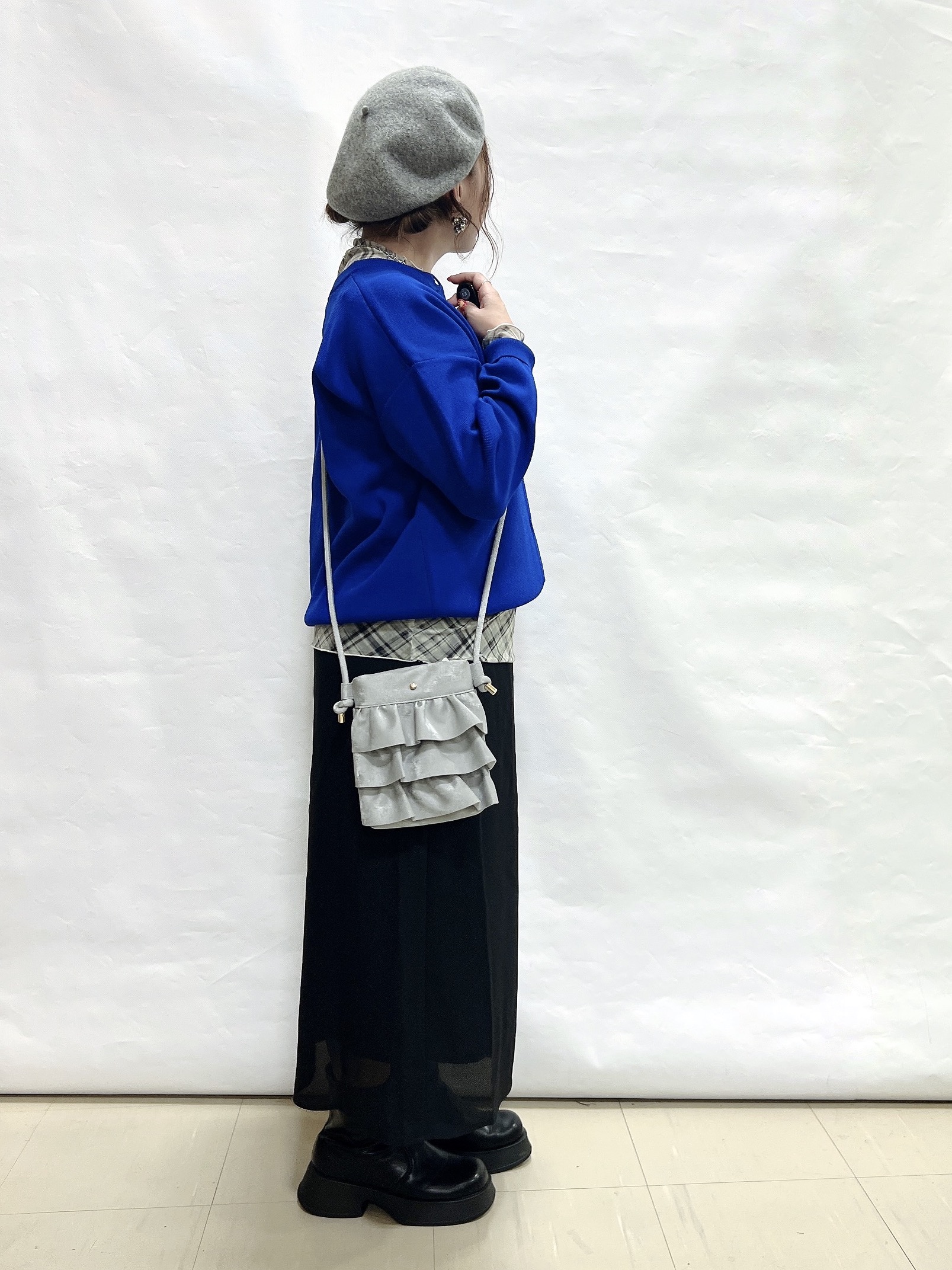 YUIさんの「SHOO･LA･RUE｜【セットアップ可/洗濯機可】軽やかに羽織れる スポンディッシュ ニットカーディガン」を使ったコーディネート