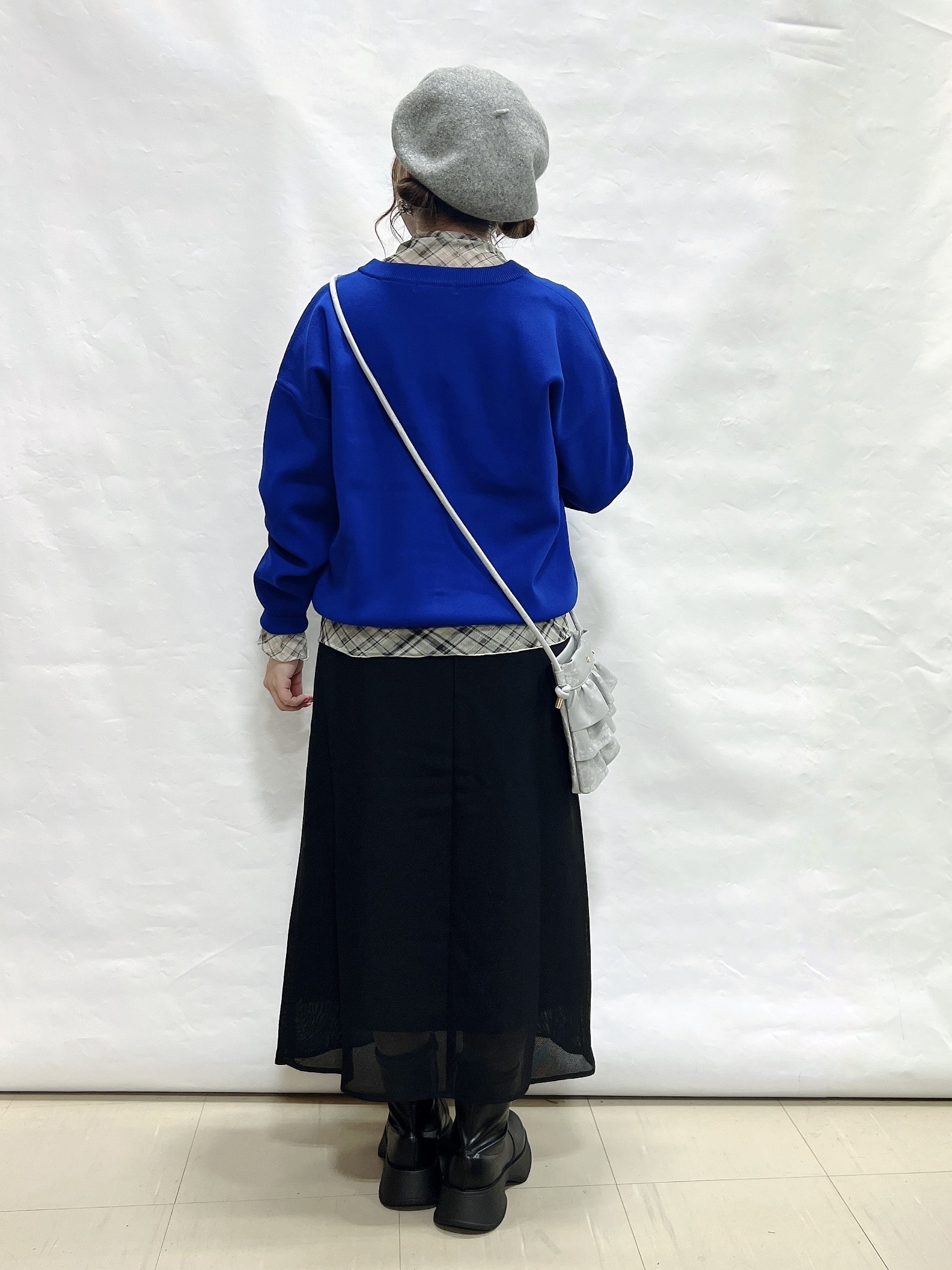 YUIさんの「SHOO･LA･RUE｜【セットアップ可/洗濯機可】軽やかに羽織れる スポンディッシュ ニットカーディガン」を使ったコーディネート