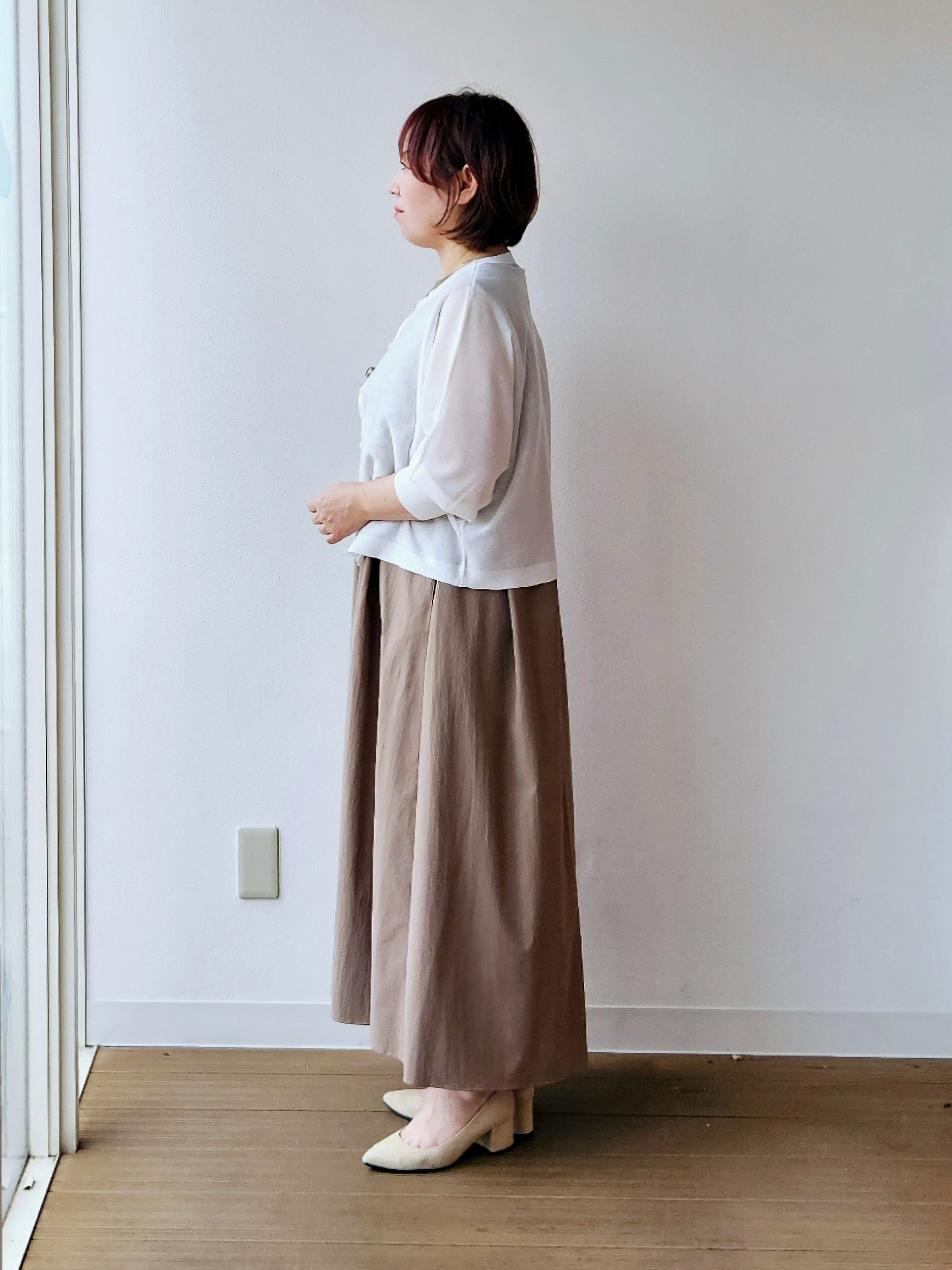 やじまさんの「UNTITLED｜【シアー／軽羽織】ドルマン袖ニットカーディガン」を使ったコーディネート