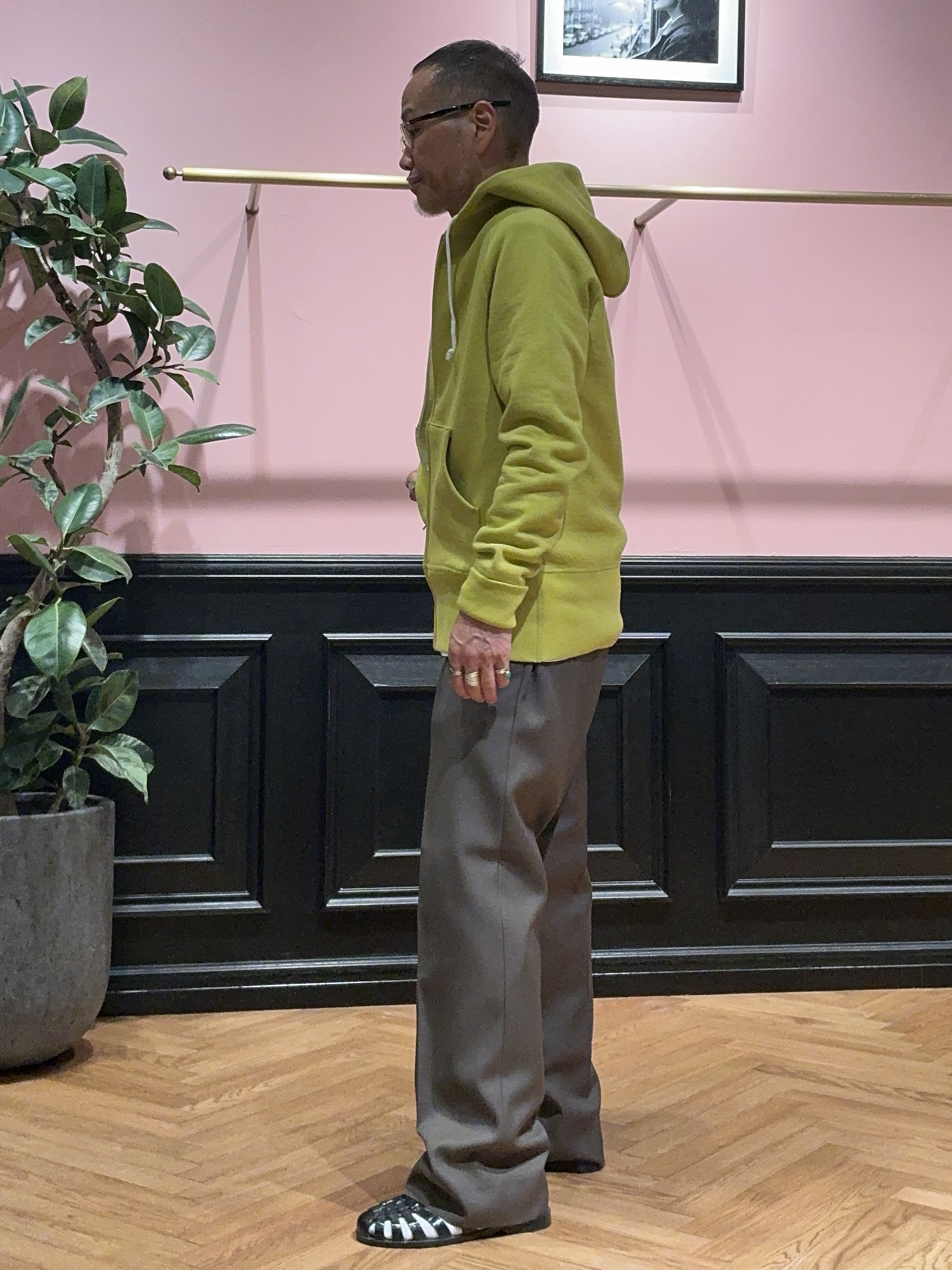 torigoeさんの「DRESSTERIOR｜【接触冷感／抗菌防臭／消臭】ICE CLEAR COTTON ポケットTシャツ」を使ったコーディネート