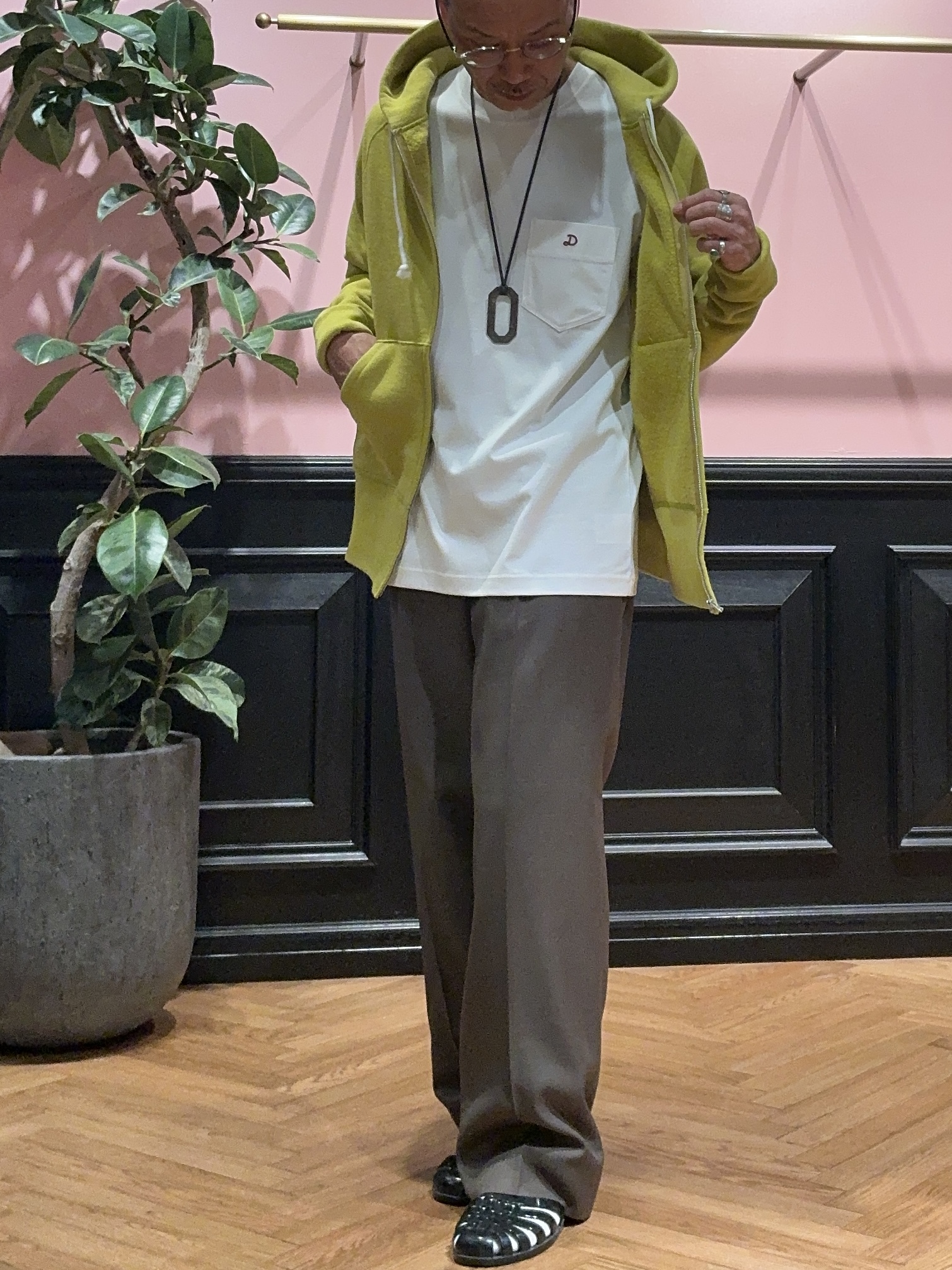 torigoeさんの「DRESSTERIOR｜【接触冷感／抗菌防臭／消臭】ICE CLEAR COTTON ポケットTシャツ」を使ったコーディネート
