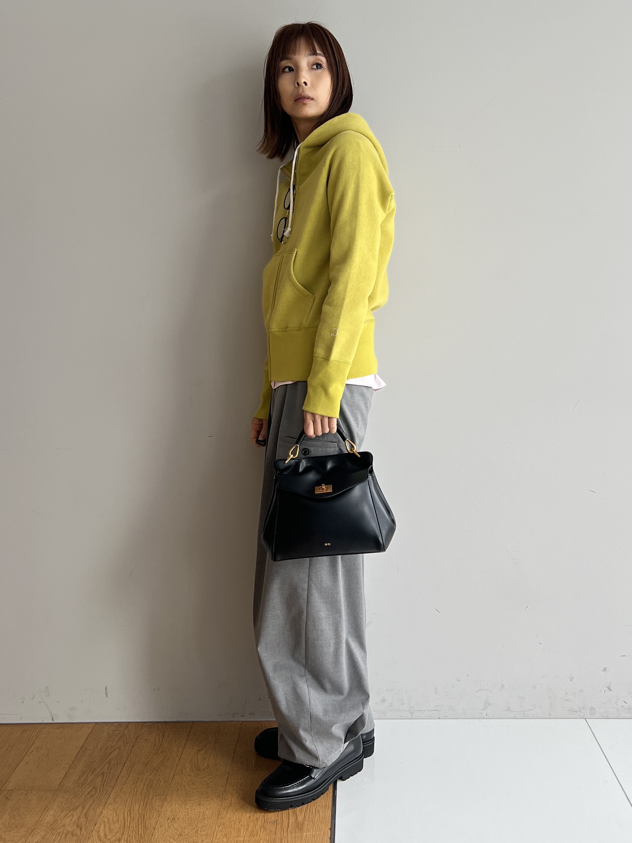misaさんの「DRESSTERIOR｜◆JW PEI （ジェイダブリュー ペイ） ハンドバッグ」を使ったコーディネート