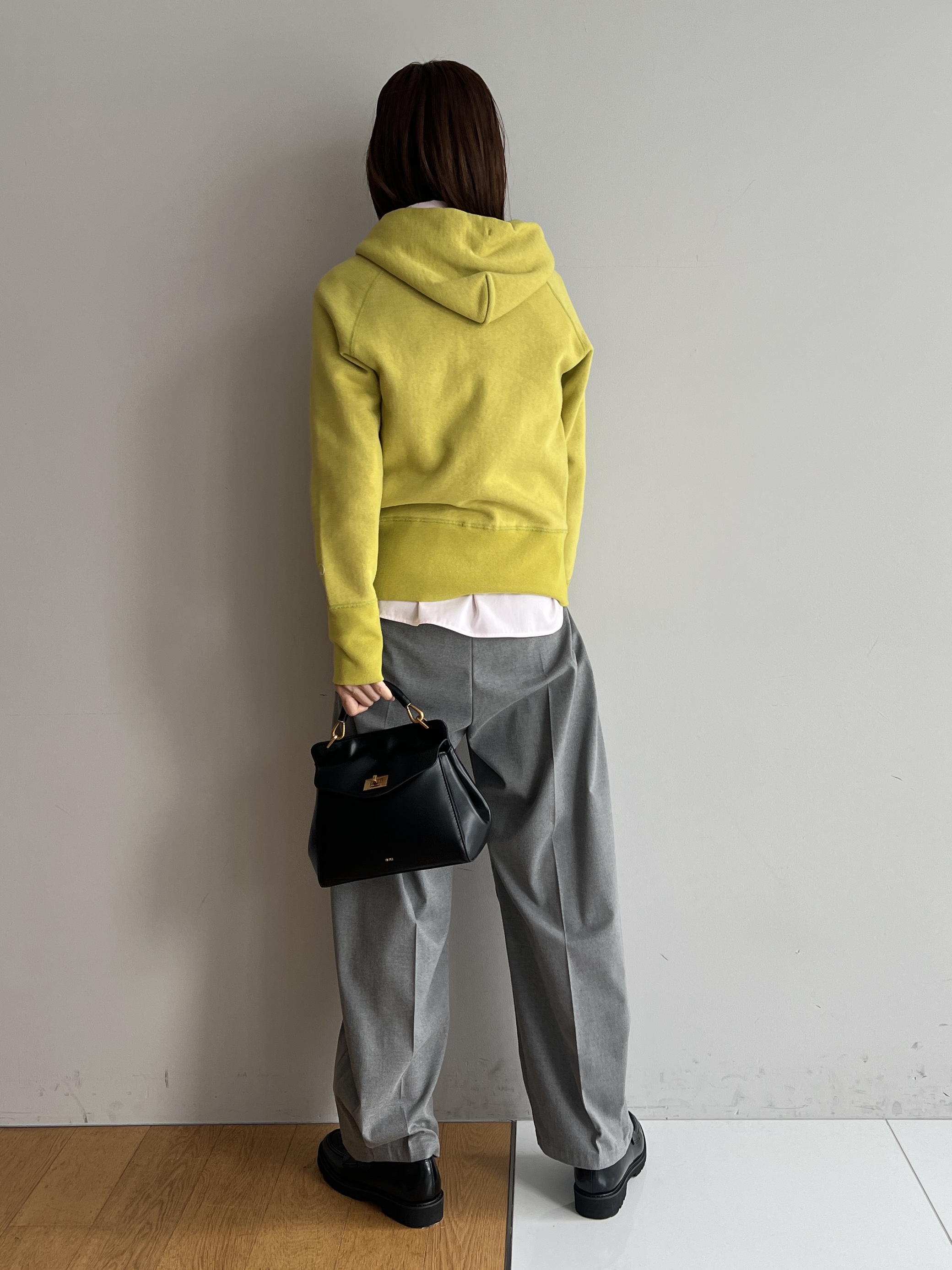 misaさんの「DRESSTERIOR｜◆JW PEI （ジェイダブリュー ペイ） ハンドバッグ」を使ったコーディネート