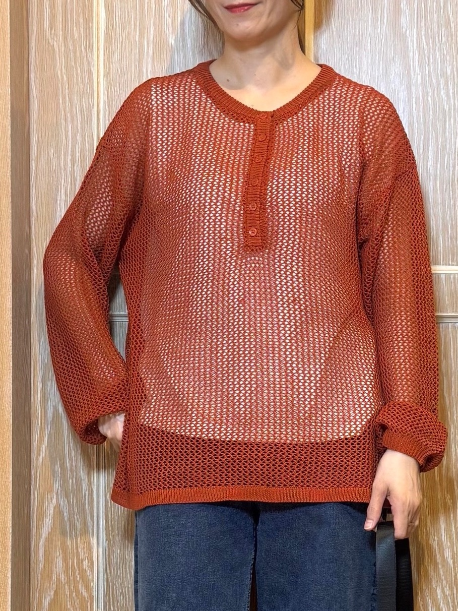 KAORIさんの「SHOO･LA･RUE｜【2点セット/洗濯機可/S-LL】ヘンリーネックメッシュニット+タンクトップセット」を使ったコーディネート