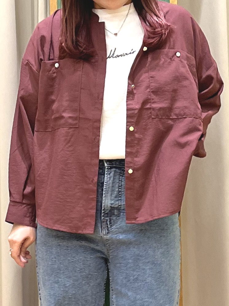 ゆっきーさんの「SHOO･LA･RUE｜【S-LL/洗濯機可】大人っぽく着られる ジェルロゴプリントTシャツ」を使ったコーディネート