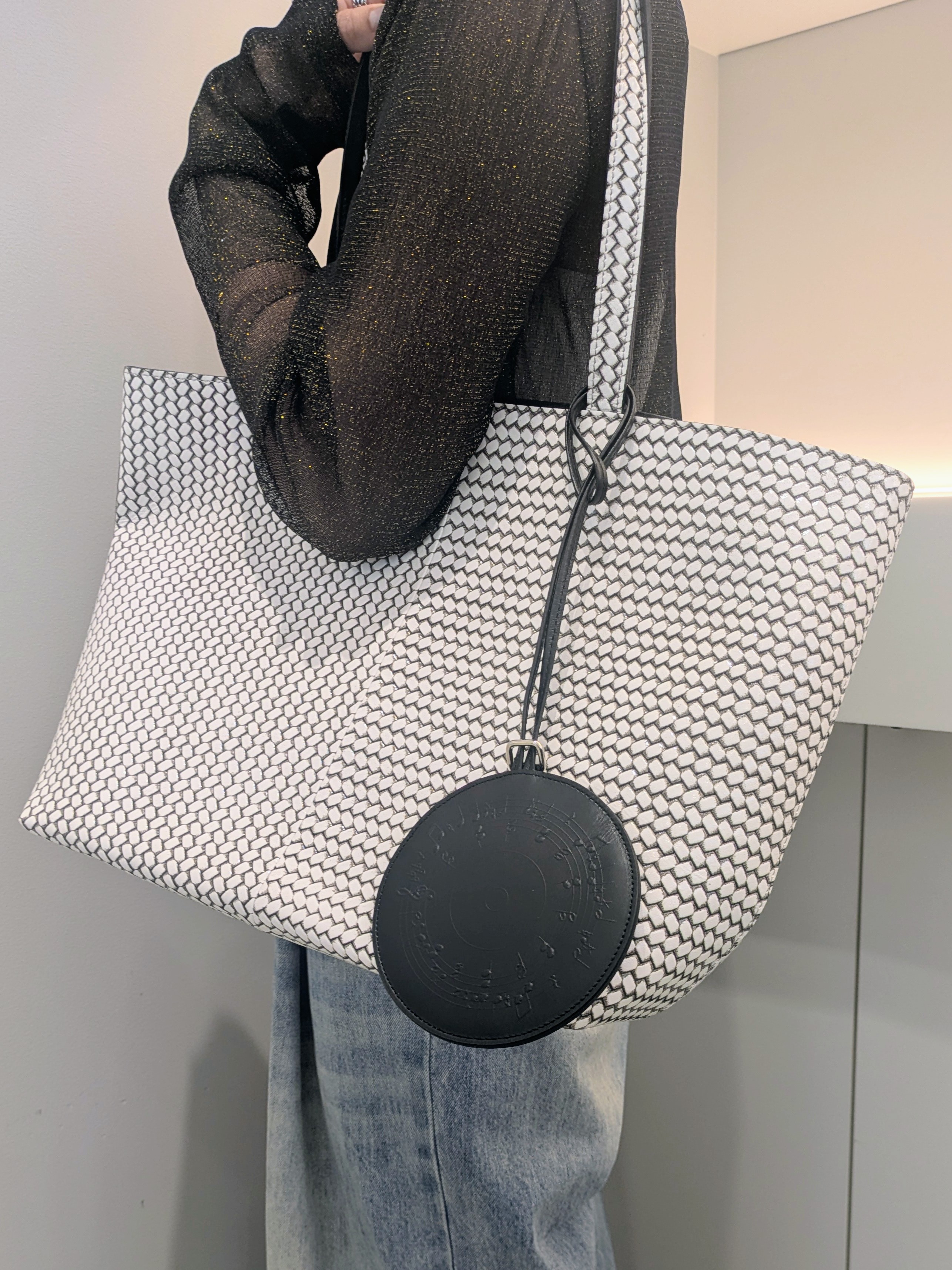 MTさんの「HIROKO HAYASHI｜OTTICA（オッティカ）トートバッグ」を使ったコーディネート