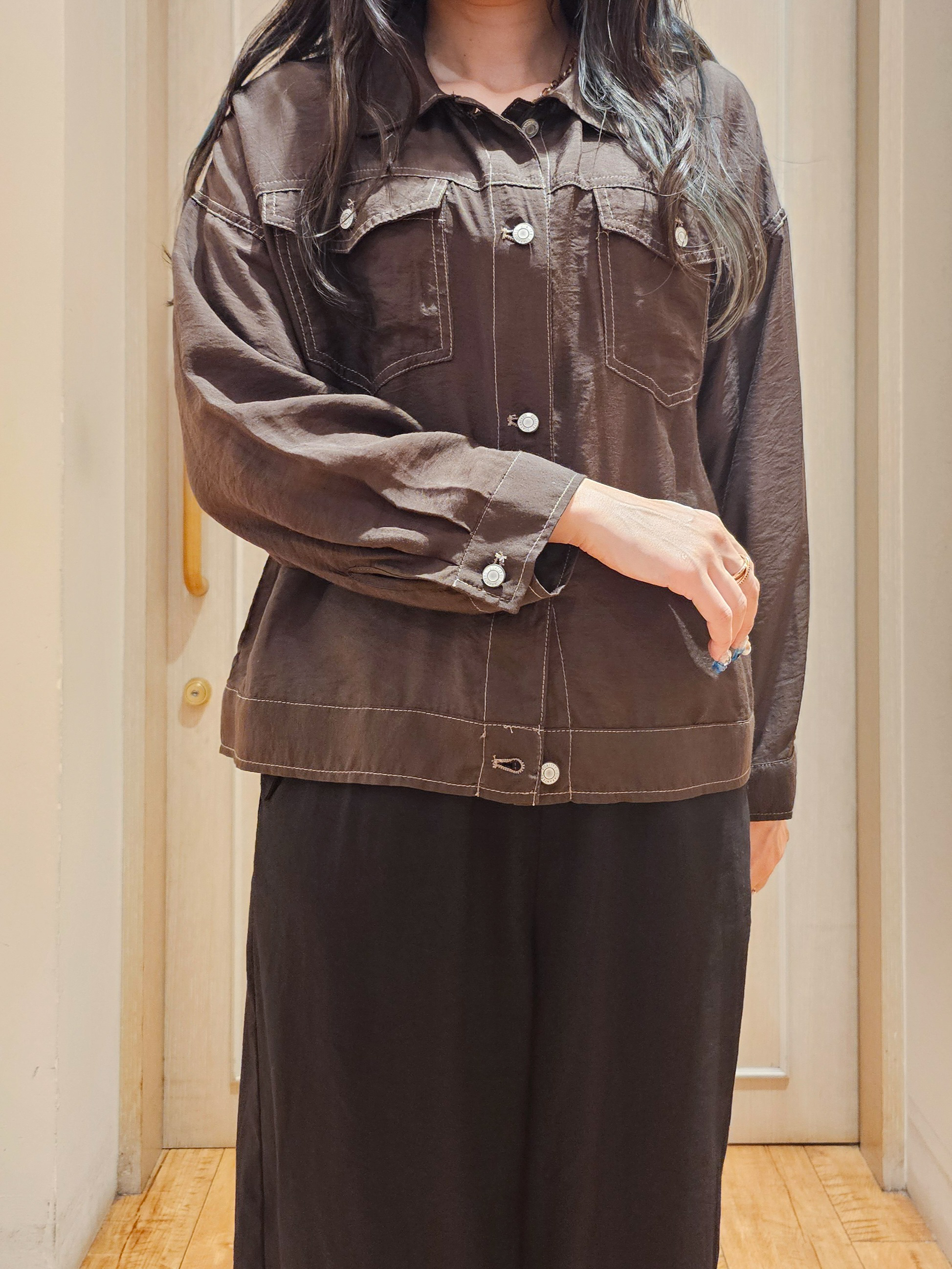 ゆゆさんの「SHOO･LA･RUE｜【S-LL/洗濯機可】Gジャン風 軽く羽織れるシアージャケット」を使ったコーディネート