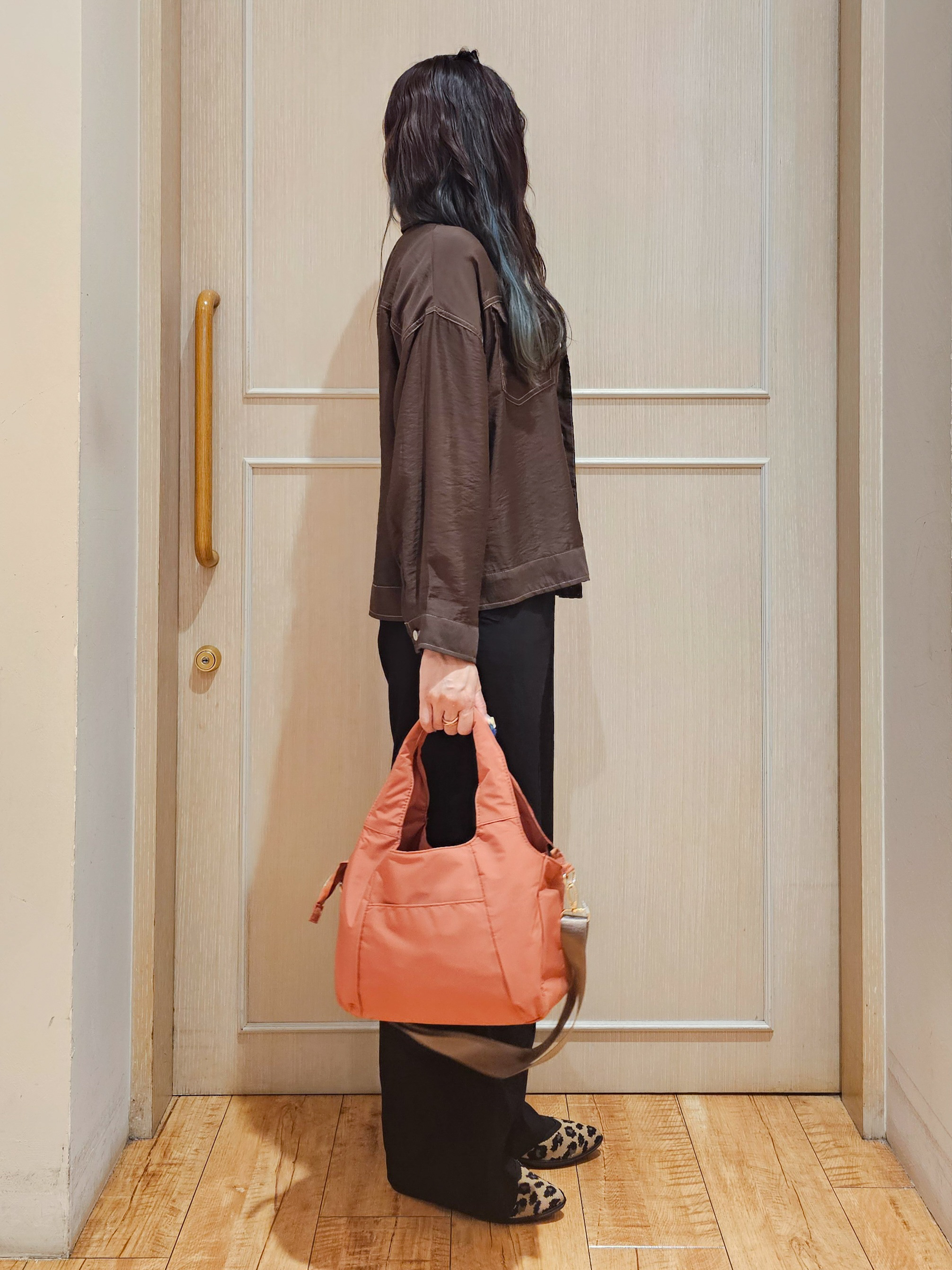 ゆゆさんの「SHOO･LA･RUE｜【S-LL/洗濯機可】Gジャン風 軽く羽織れるシアージャケット」を使ったコーディネート