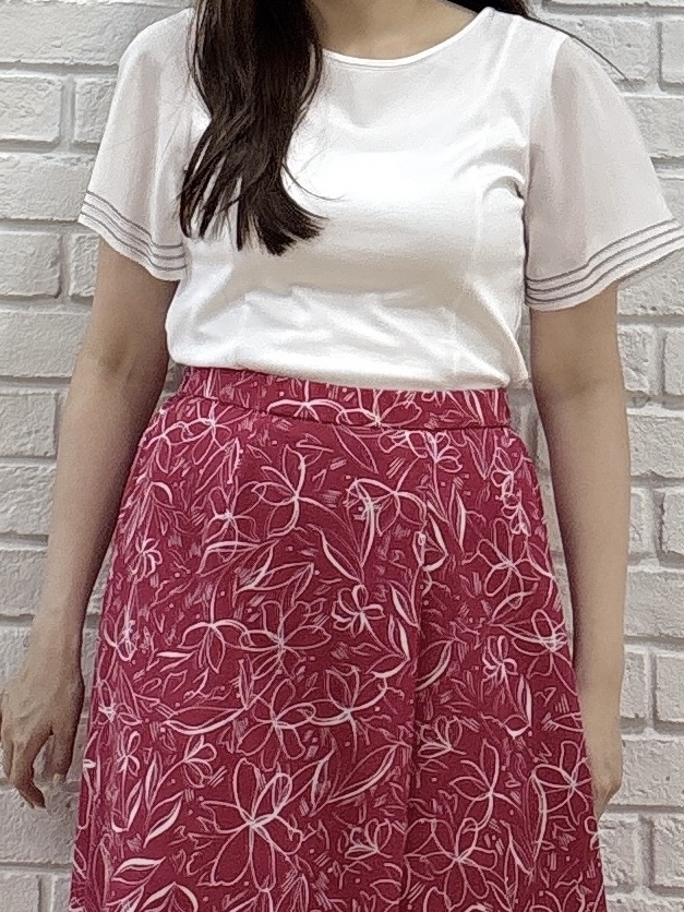 sayaさんの「COUP DE CHANCE｜【手洗可／日本製】フラワースカート」を使ったコーディネート