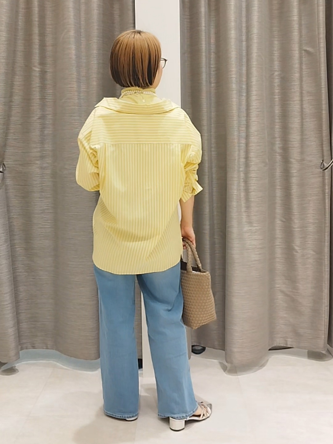 s u g iさんの「UNTITLED｜【6色色展開/コットン100】カラーベーシックシャツ」を使ったコーディネート