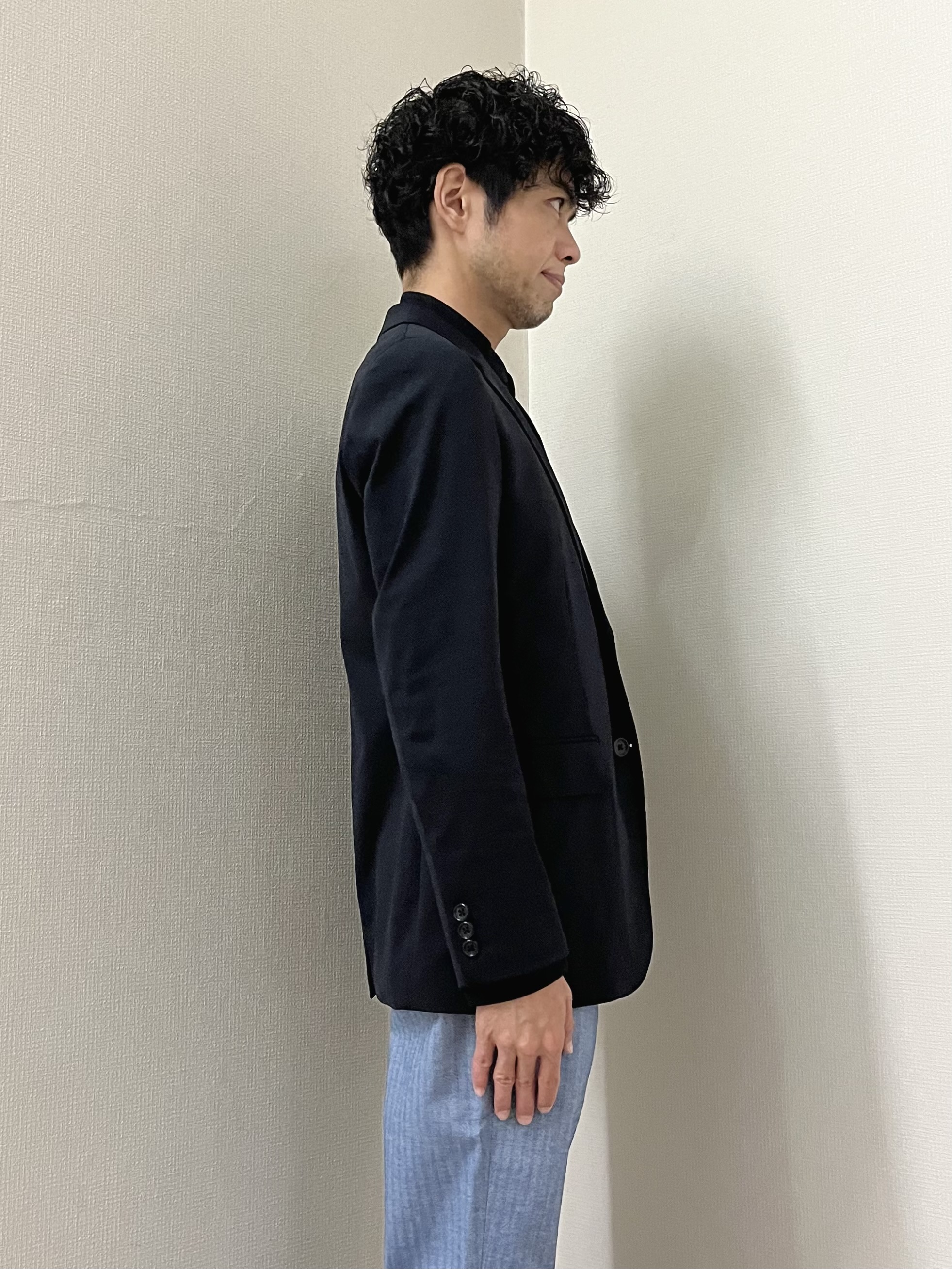URAさんの「TAKEO KIKUCHI｜【360&deg;ストレッチ／軽量】None Of Stress ライト ジャケット（セットアップ対応）」を使ったコーディネート