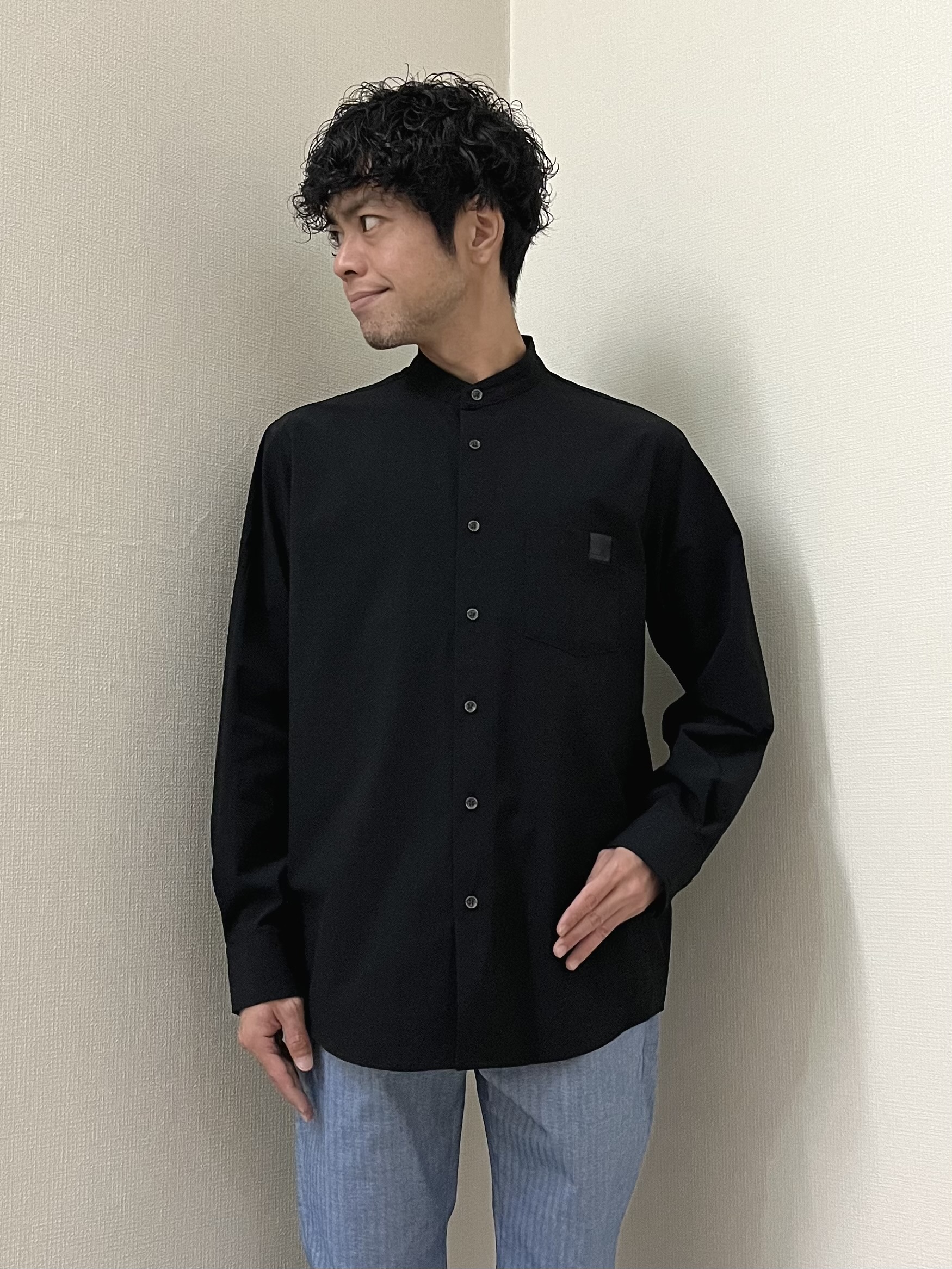 URAさんの「TAKEO KIKUCHI｜【360&deg;ストレッチ／軽量】None Of Stress ライト ジャケット（セットアップ対応）」を使ったコーディネート
