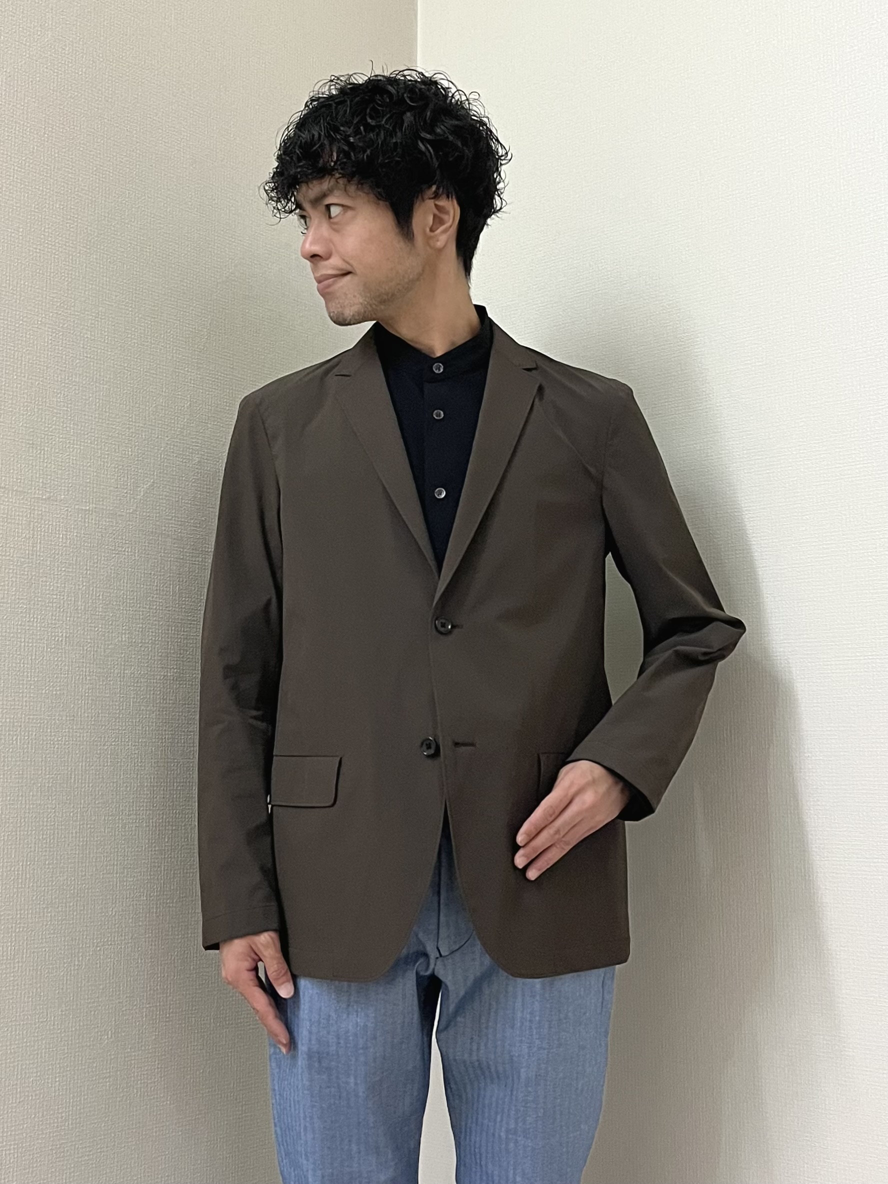 URAさんの「TAKEO KIKUCHI｜3Dナイロンストレッチ ジャケット」を使ったコーディネート