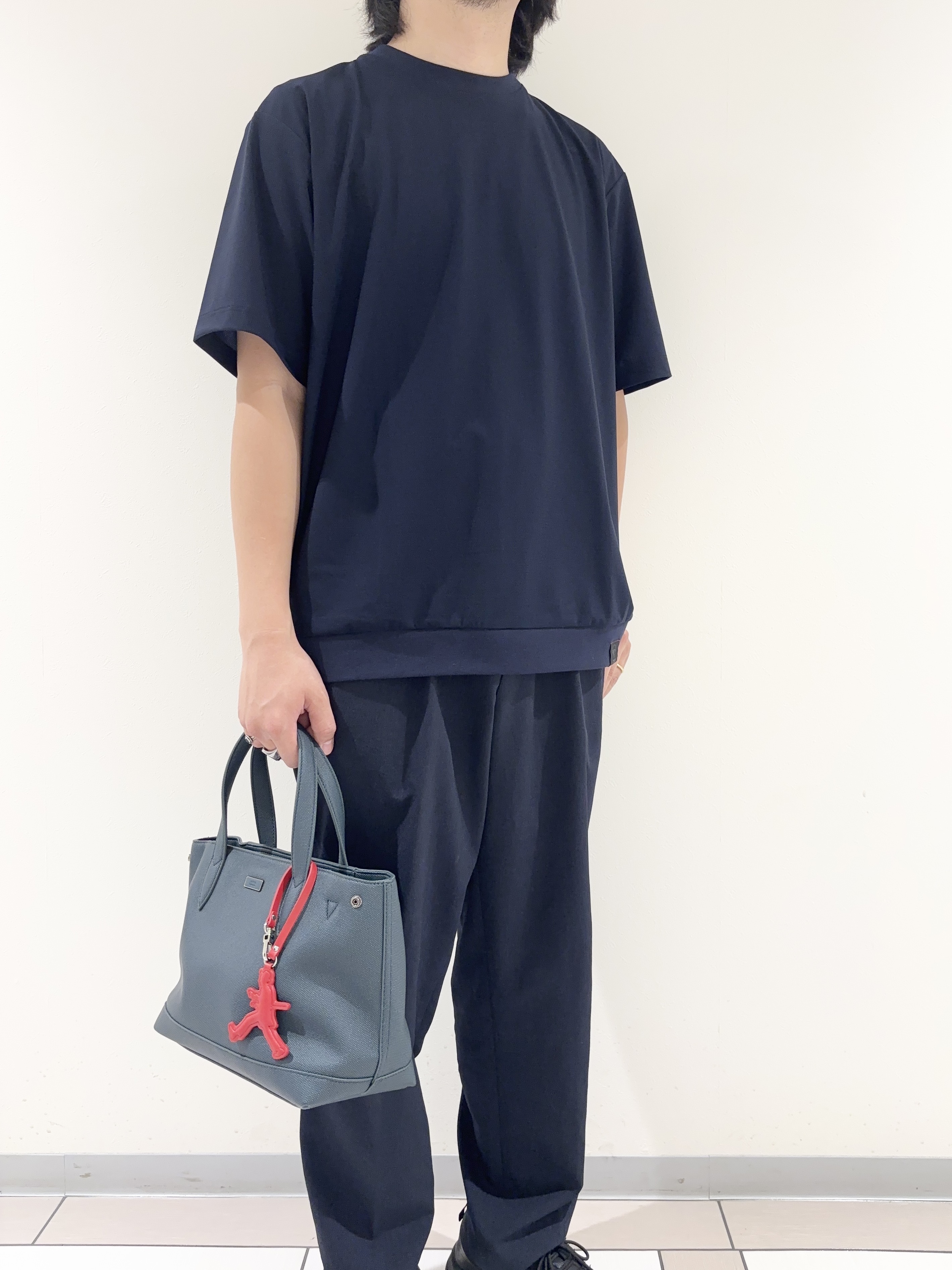 及川さんの「TAKEO KIKUCHI｜【通気性】AIR TOOL LIGHT Ｔシャツ」を使ったコーディネート