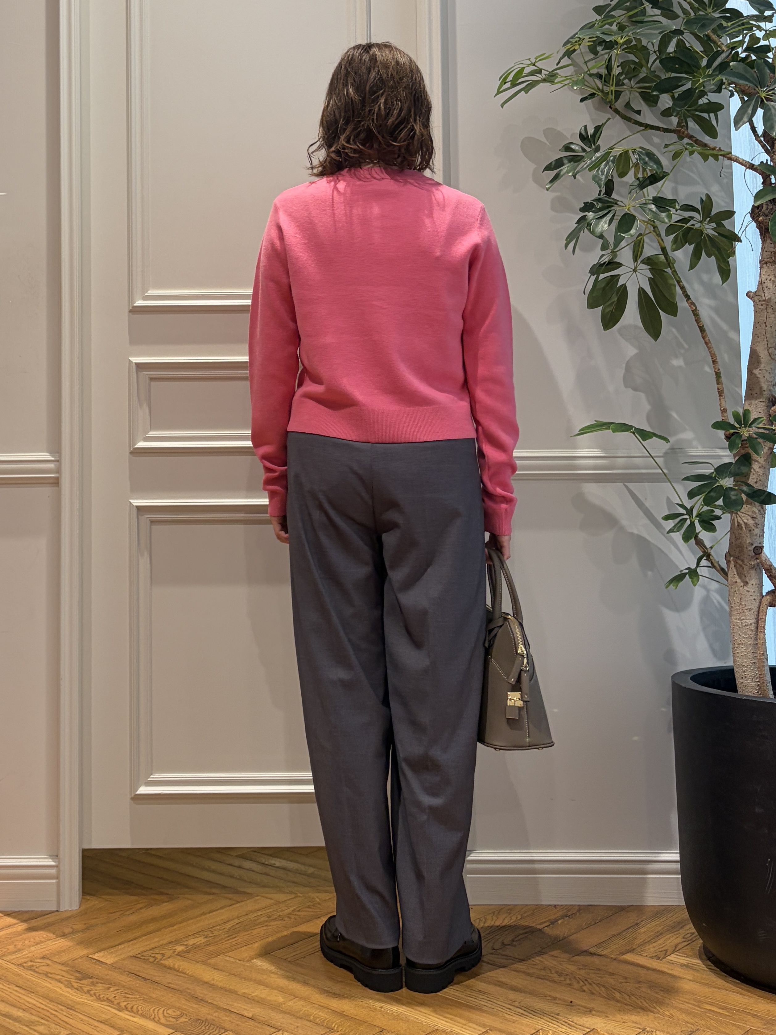 nakaoさんの「DRESSTERIOR｜2タック カービーパンツ」を使ったコーディネート