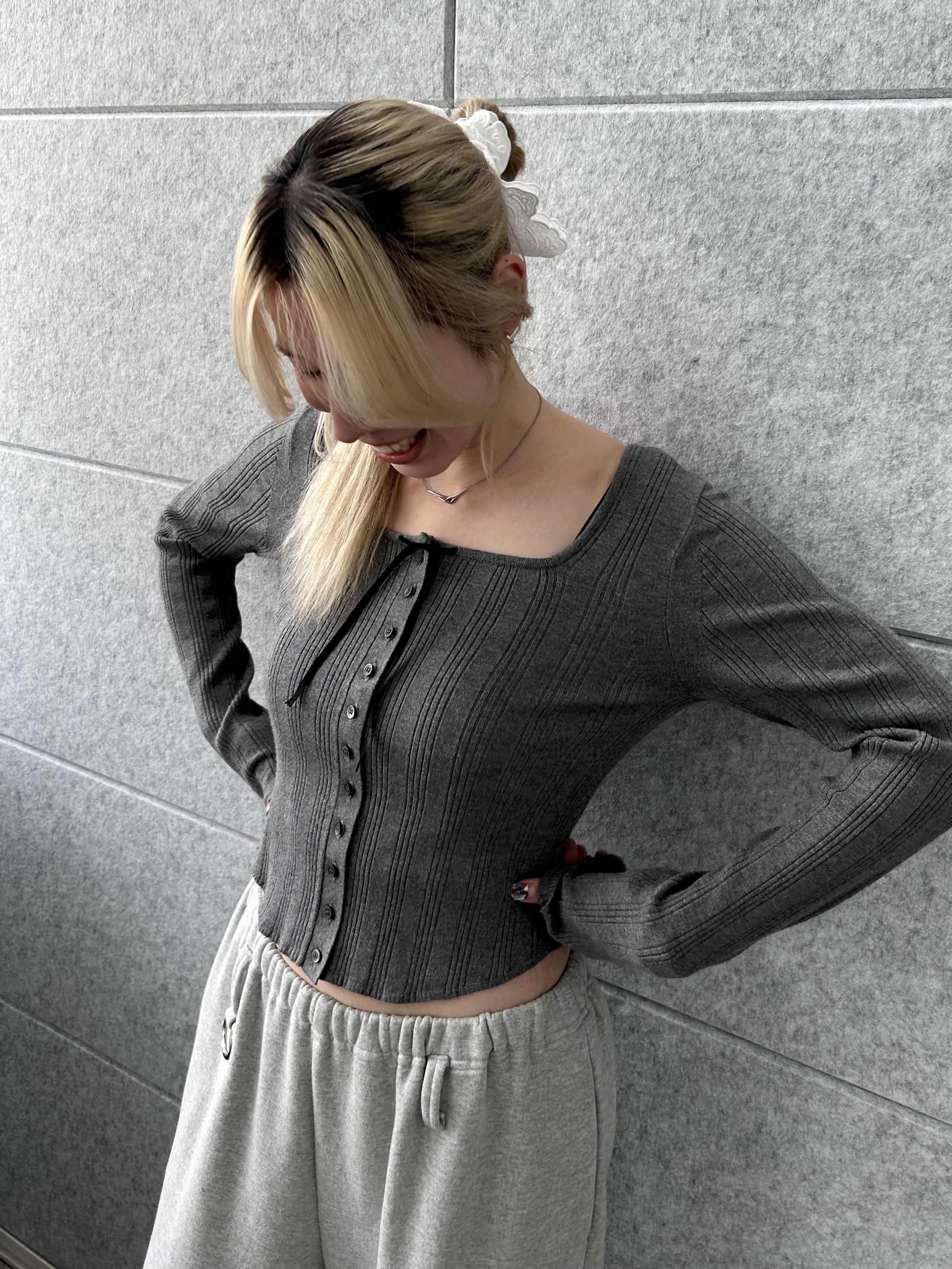 honoka Aさんの「CODE A｜intimate knit cardigan」を使ったコーディネート