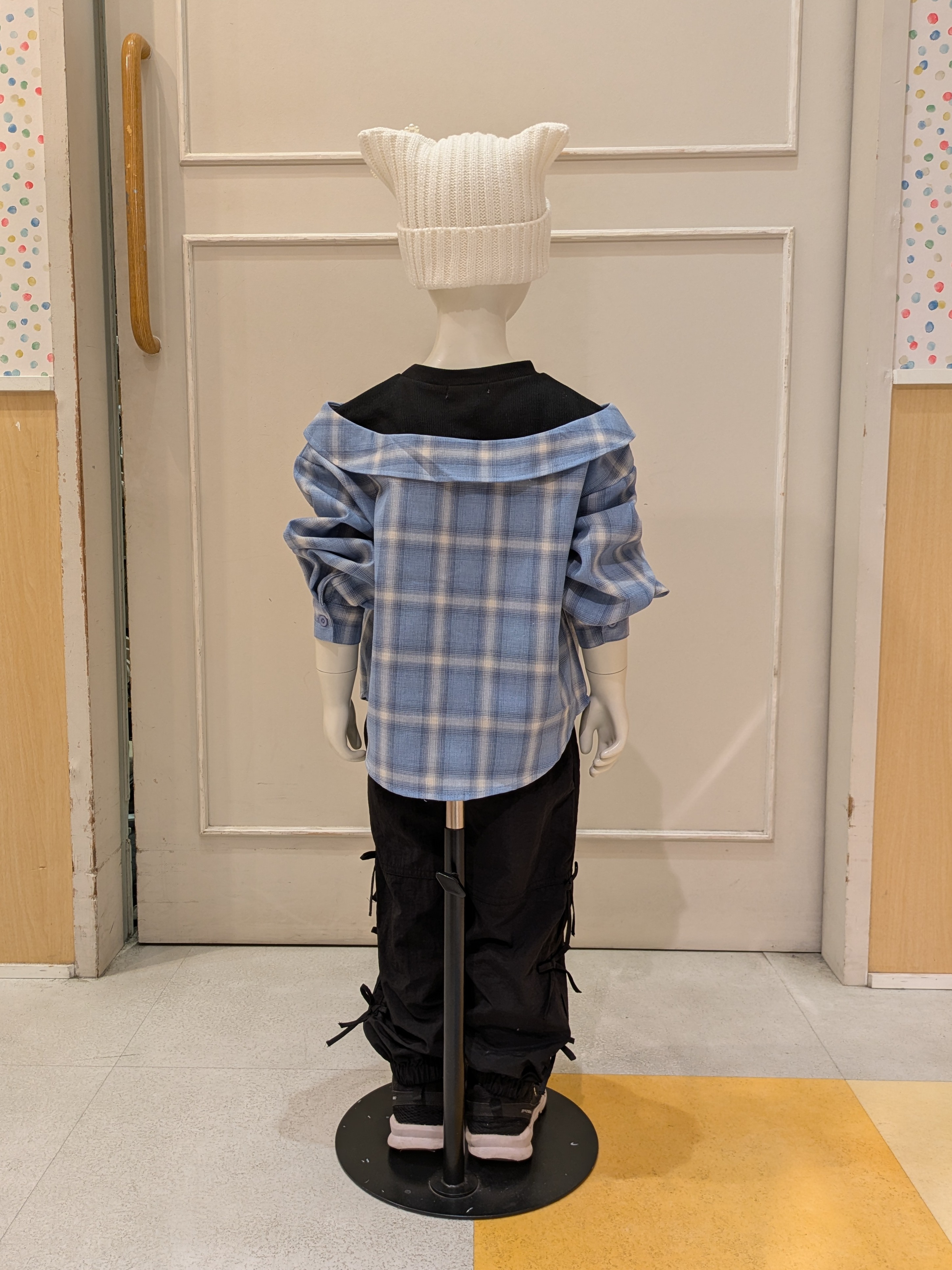 𝐂𝐡𝐢𝐢 &hearts;(ちー)さんの「SHOO･LA･RUE｜【100-150cm】サイドリボンナイロンパンツ」を使ったコーディネート