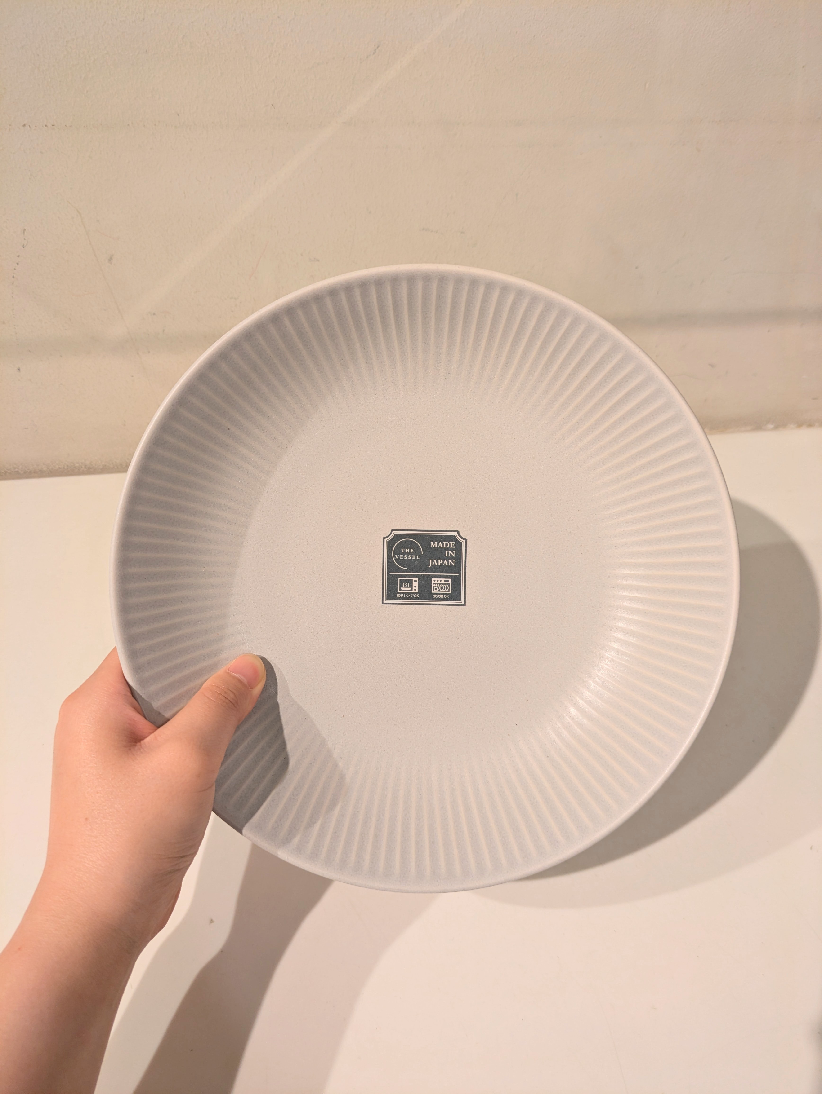 しましまさんの「212 KITCHEN STORE｜軽量プレート グレー ＜THE VESSEL ザ・ヴェセル＞」を使ったコーディネート