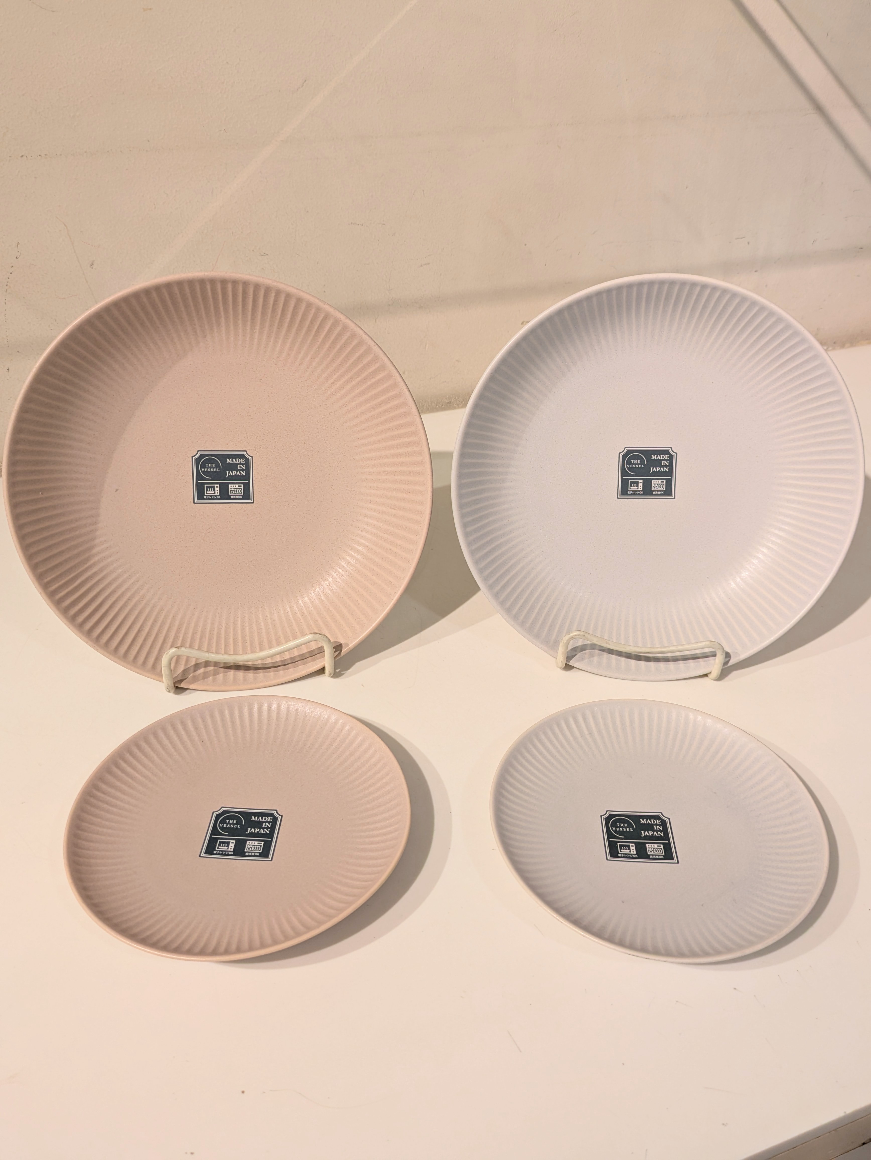 しましまさんの「212 KITCHEN STORE｜軽量プレート グレー ＜THE VESSEL ザ・ヴェセル＞」を使ったコーディネート