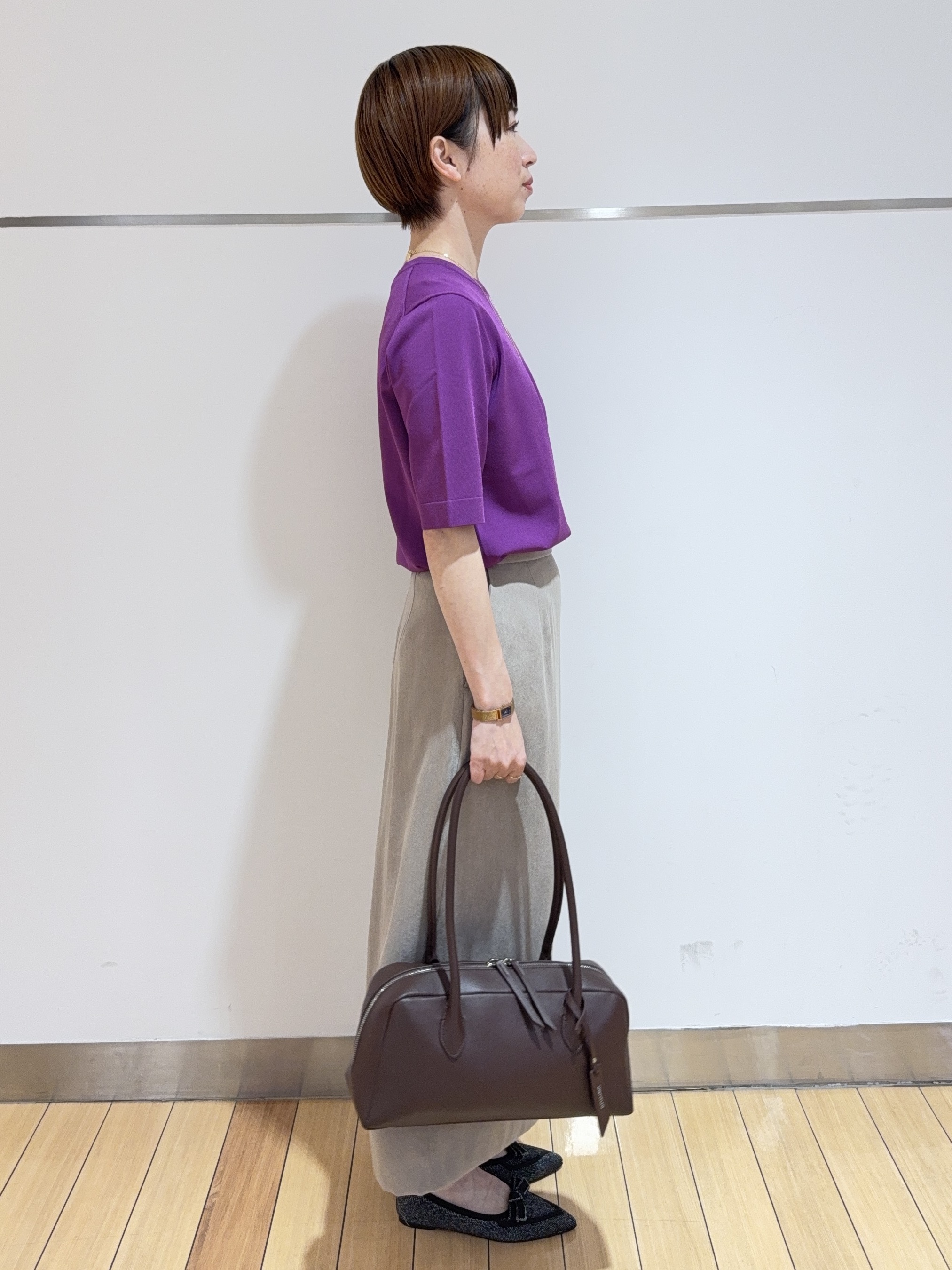 あやさんの「UNTITLED｜【アンサンブル可/きれいめ/通勤】コンパクト5分袖ニット」を使ったコーディネート