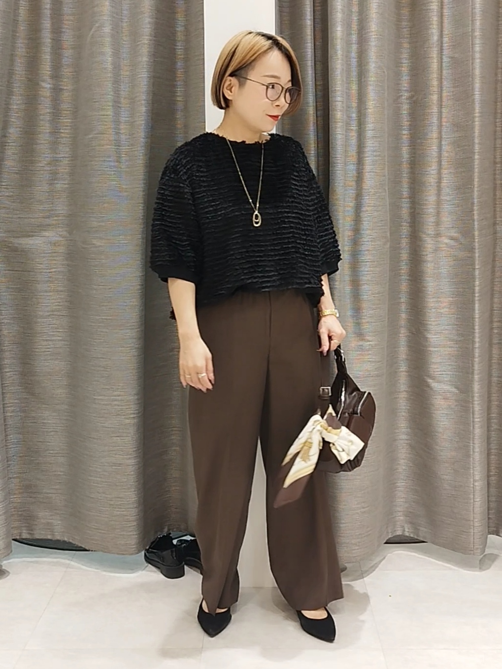 s u g iさんの「UNTITLED｜【秋映え/体型カバー】フェザージャガードプルオーバー」を使ったコーディネート