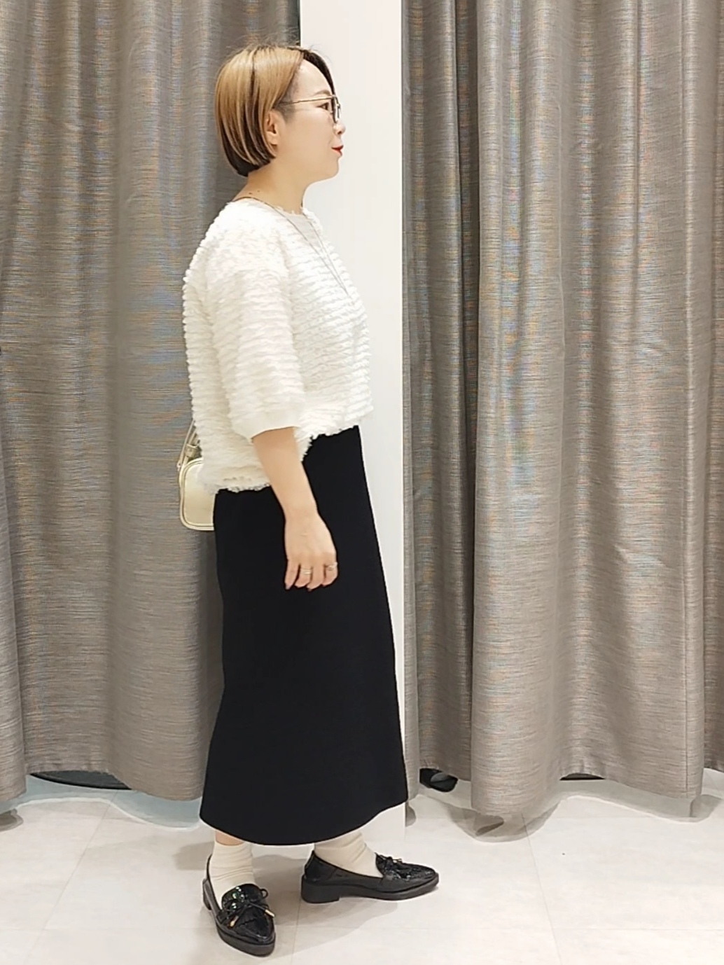 s u g iさんの「UNTITLED｜【秋映え/体型カバー】フェザージャガードプルオーバー」を使ったコーディネート