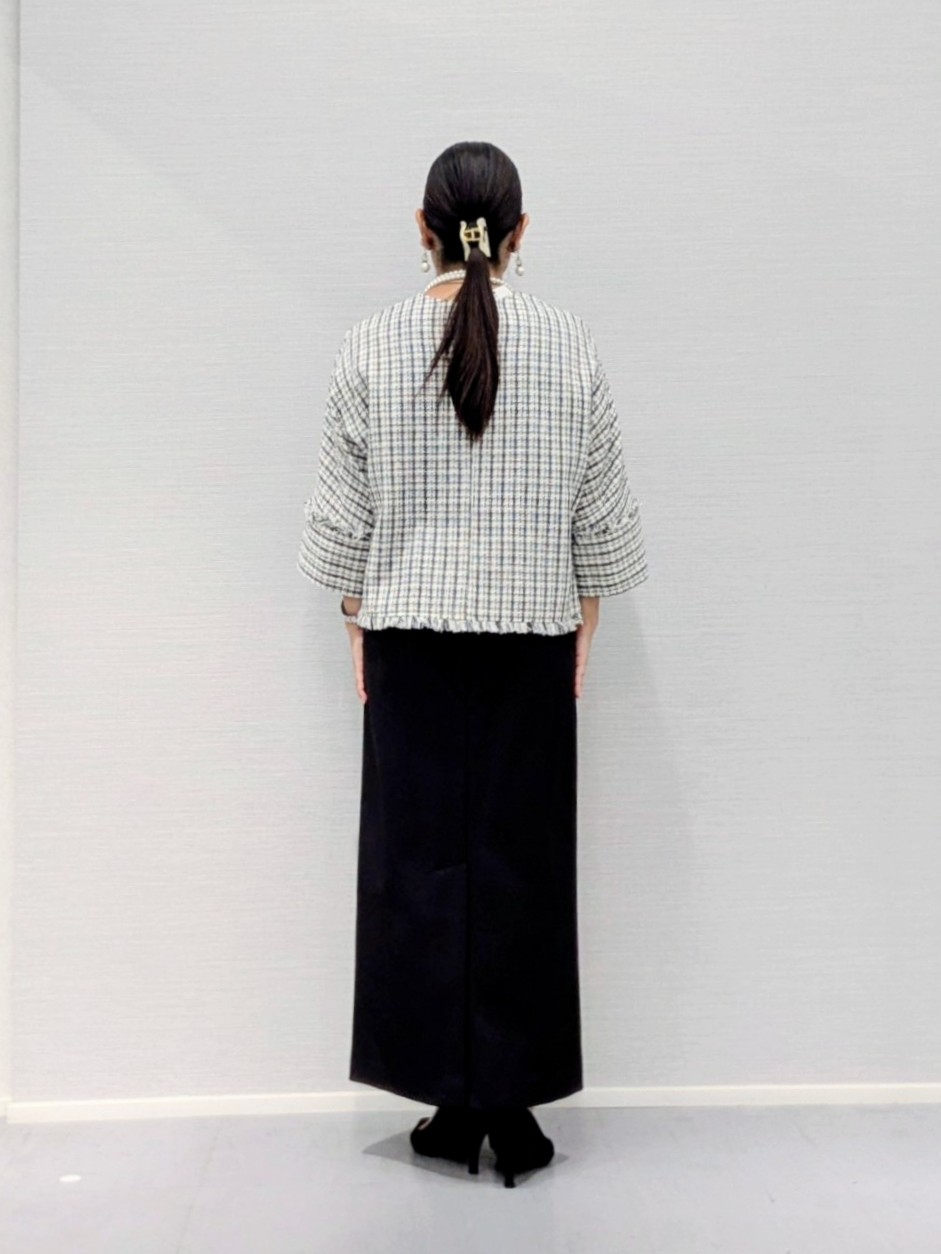 makkyさんの「UNTITLED｜【華やか／1枚でサマになる】上品ツイードブラウス」を使ったコーディネート
