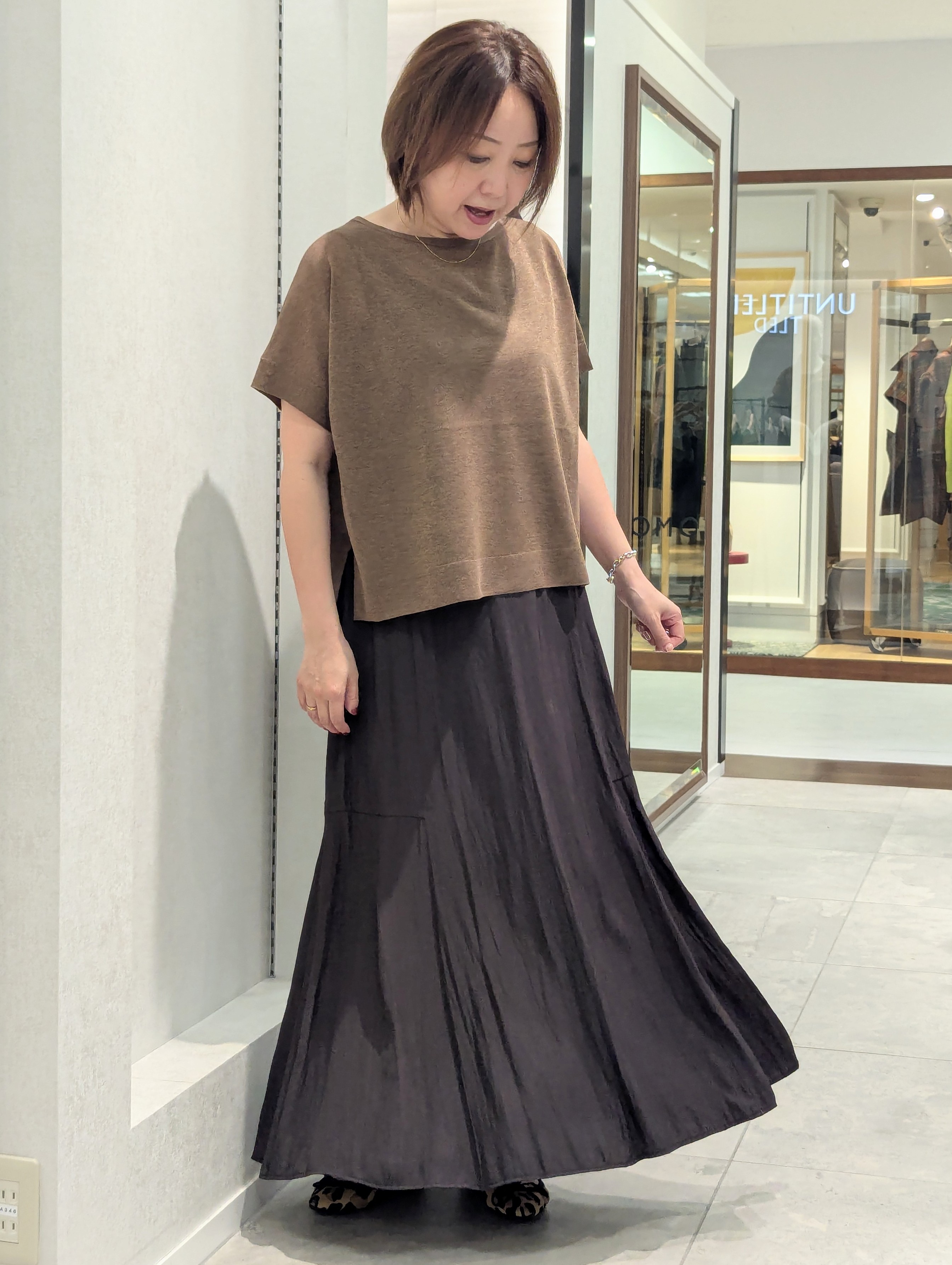 odaさんの「UNTITLED｜【アンサンブル可/品のある透け感】Tシャツ風ニットトップス」を使ったコーディネート