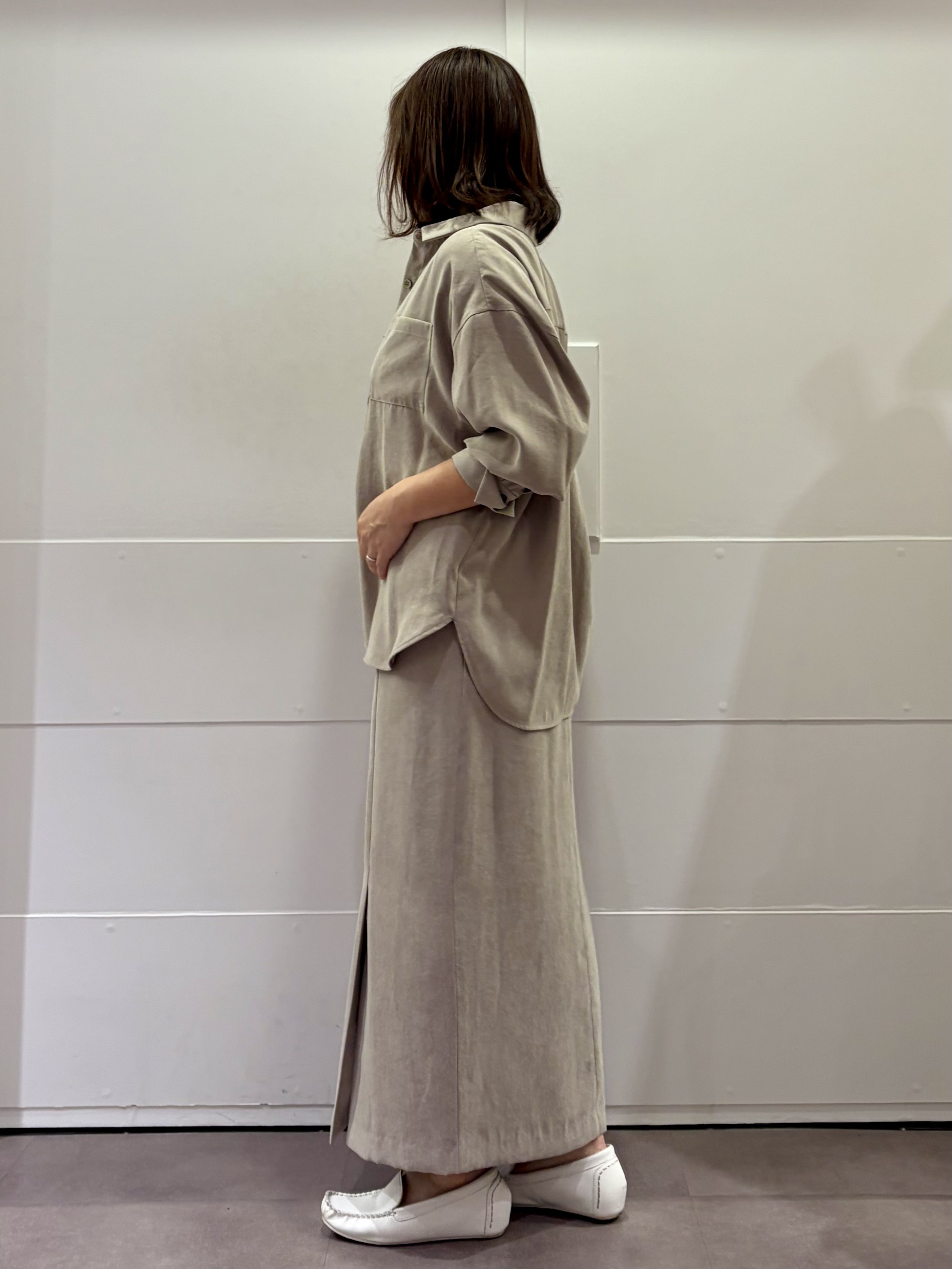 TOKOさんの「UNTITLED｜【セットアップ可/秋羽織り】スエードライクシャツ」を使ったコーディネート
