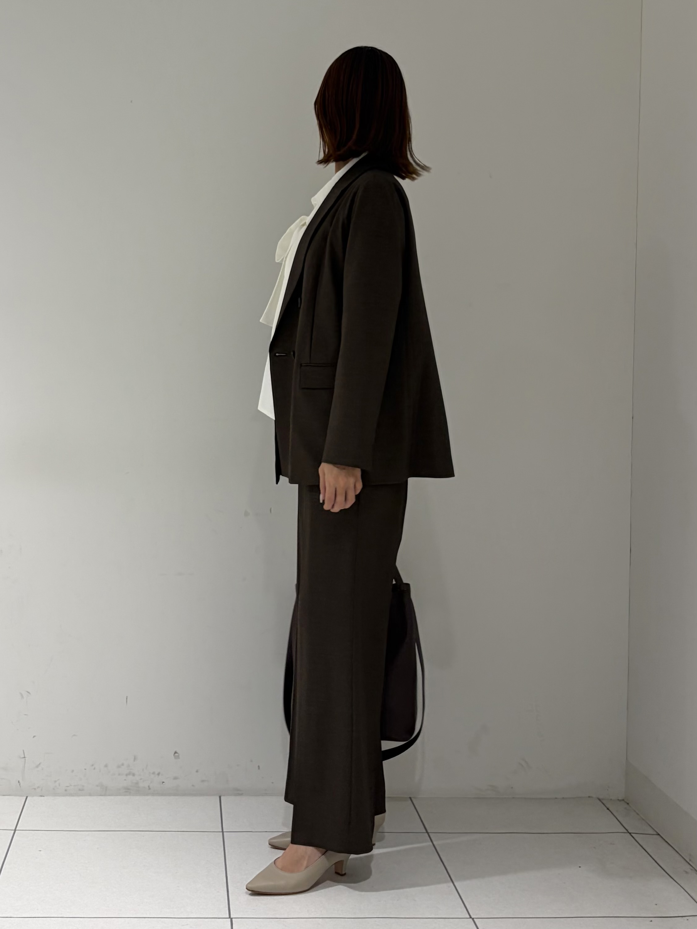 shioriさんの「INDIVI｜【洗濯機OK／ストレッチ◎】秋はじめのダブルジャケット」を使ったコーディネート