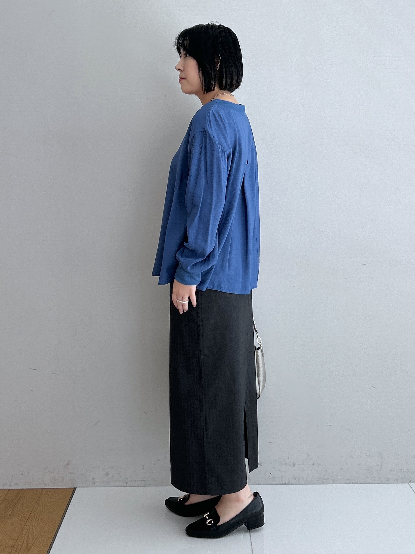 Hirokaさんの「grove｜シアーシャツカーディガン」を使ったコーディネート