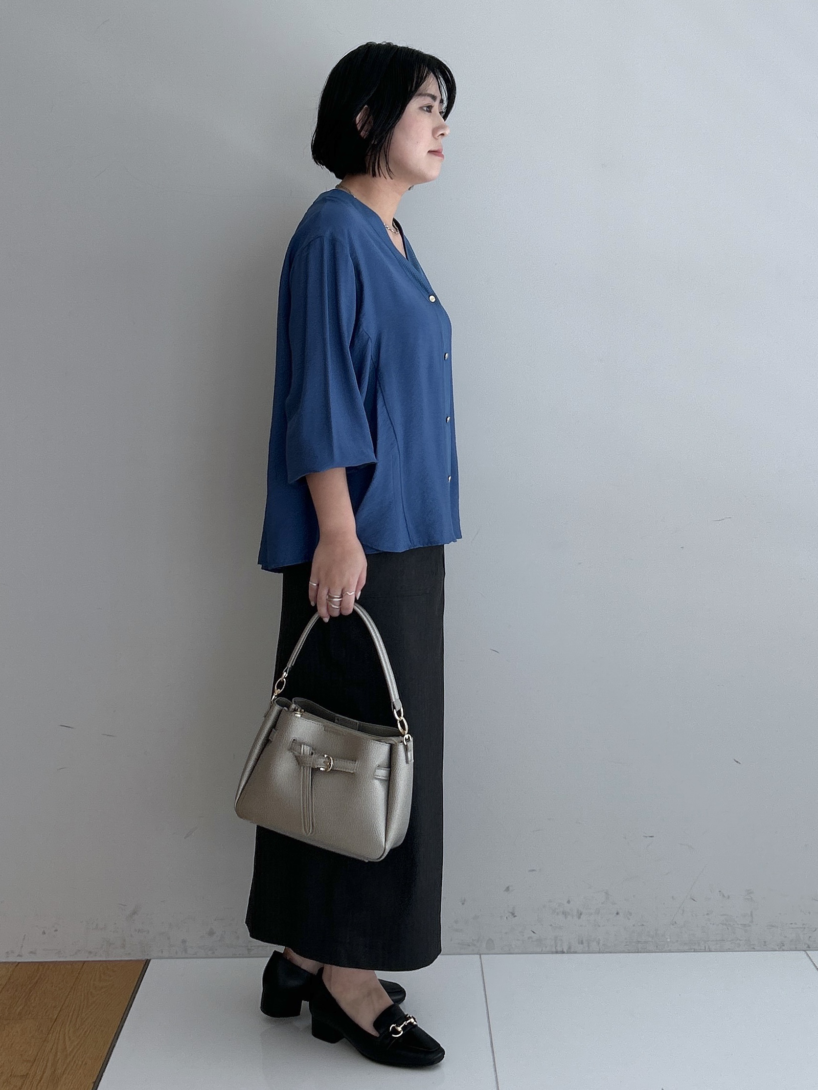 Hirokaさんの「grove｜シアーシャツカーディガン」を使ったコーディネート