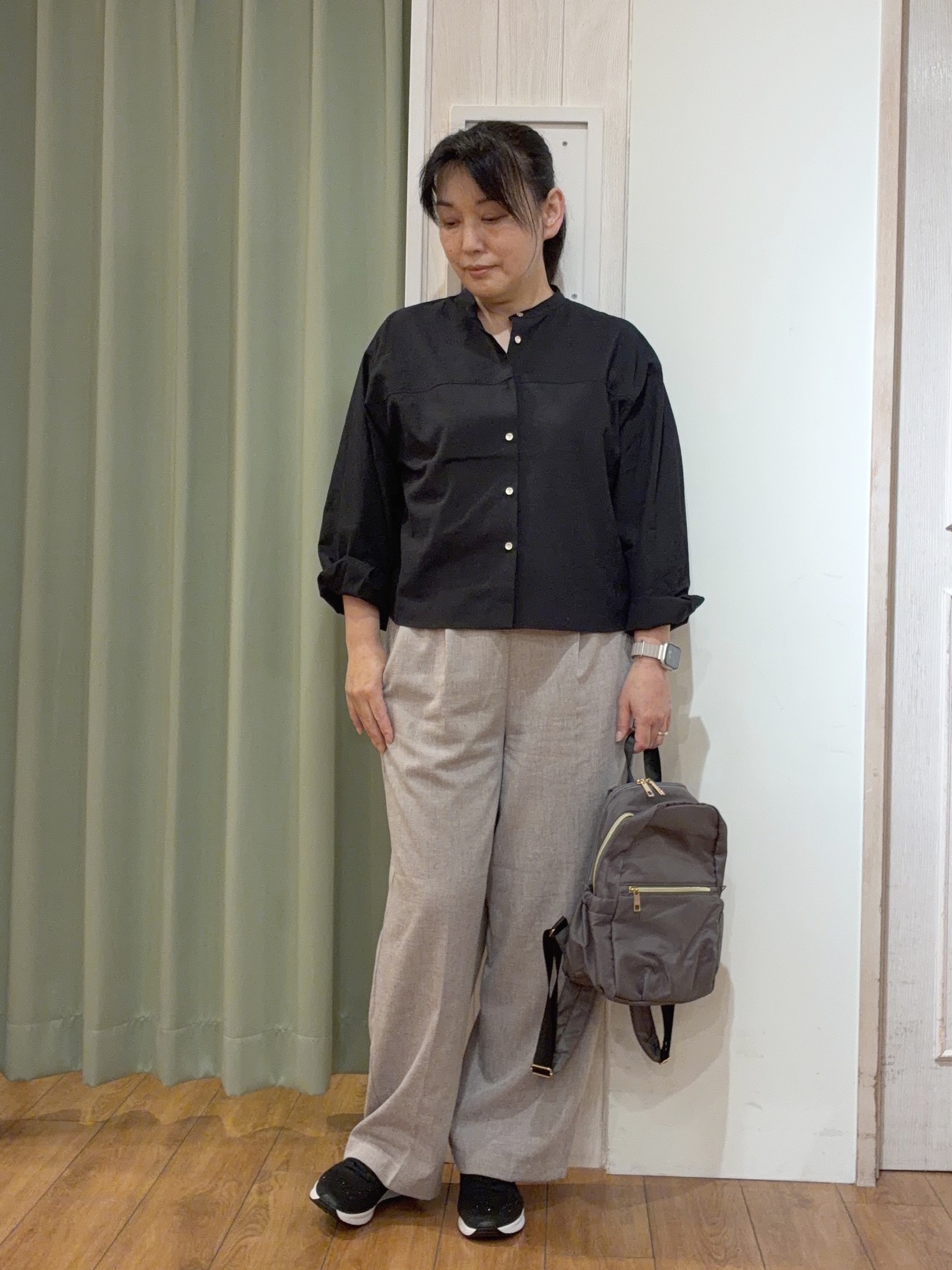 ke-yさんの「SHOO･LA･RUE｜【通気性〇/S-LL/洗濯機可】さらりと心地よい。ノーカラーシャツ」を使ったコーディネート