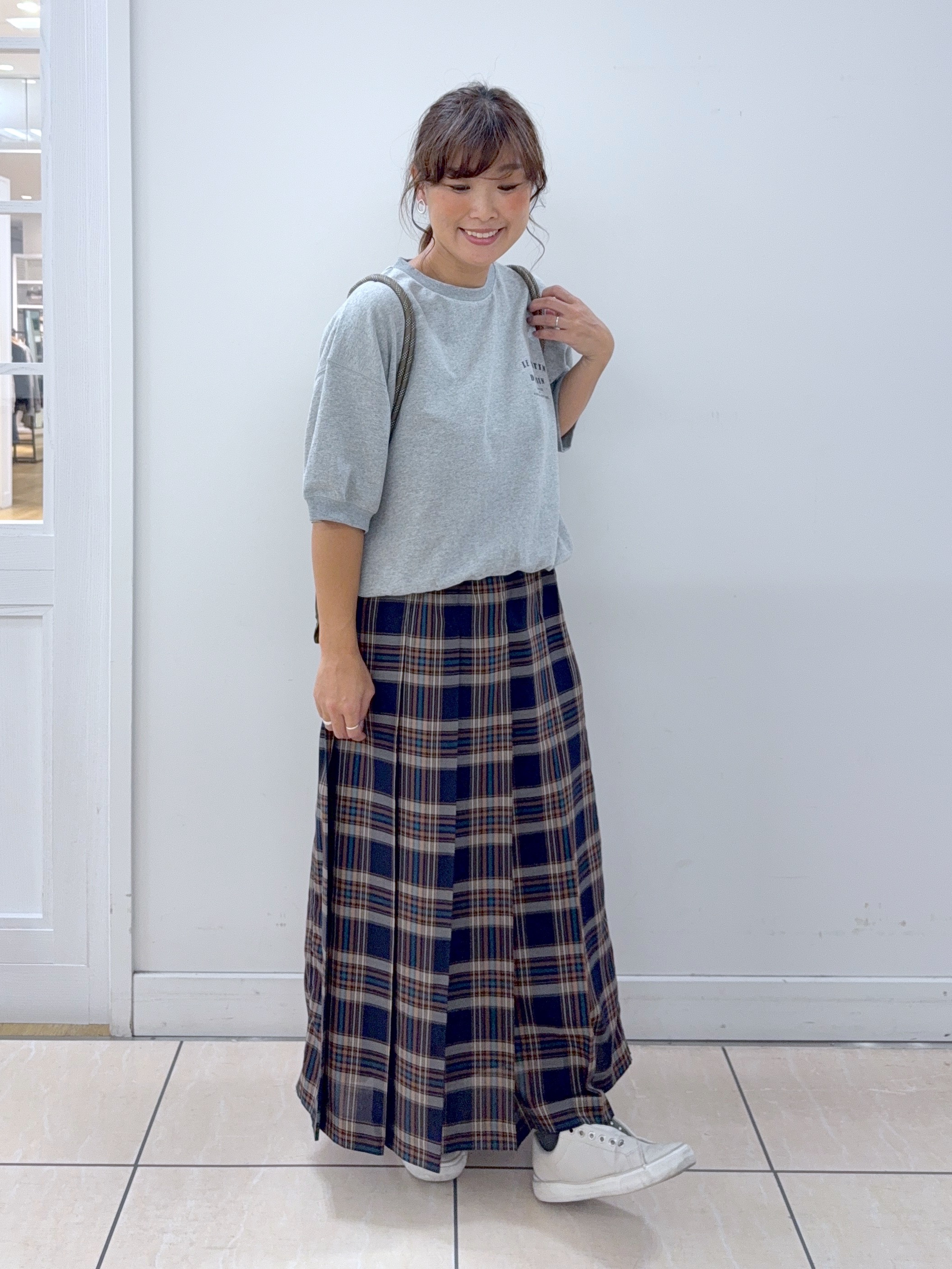 Osawaさんの「Dessin｜ハーフスリーブロゴプルオーバー」を使ったコーディネート