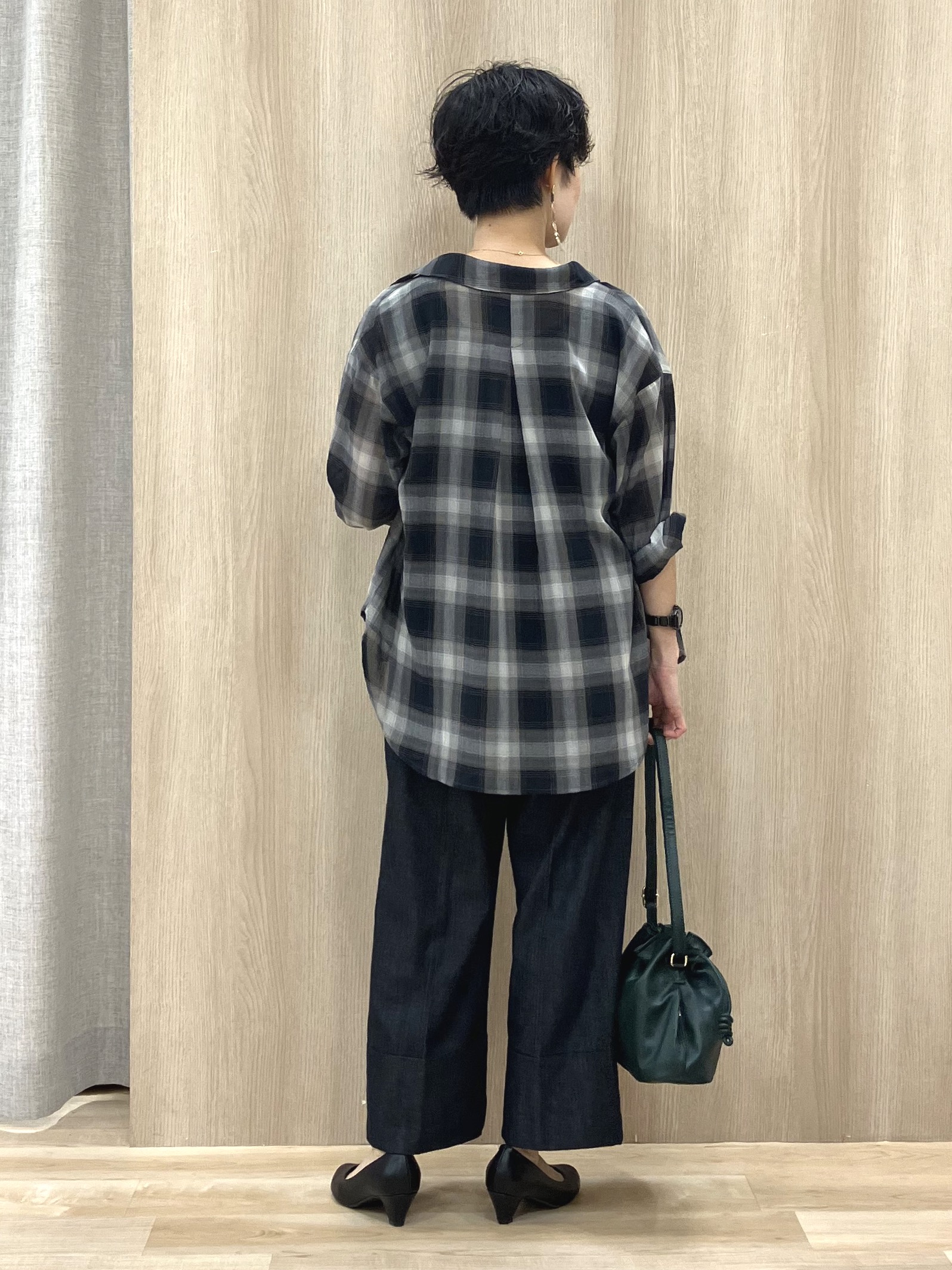 Keiさんの「grove｜シアーオンブレチェックシャツ」を使ったコーディネート