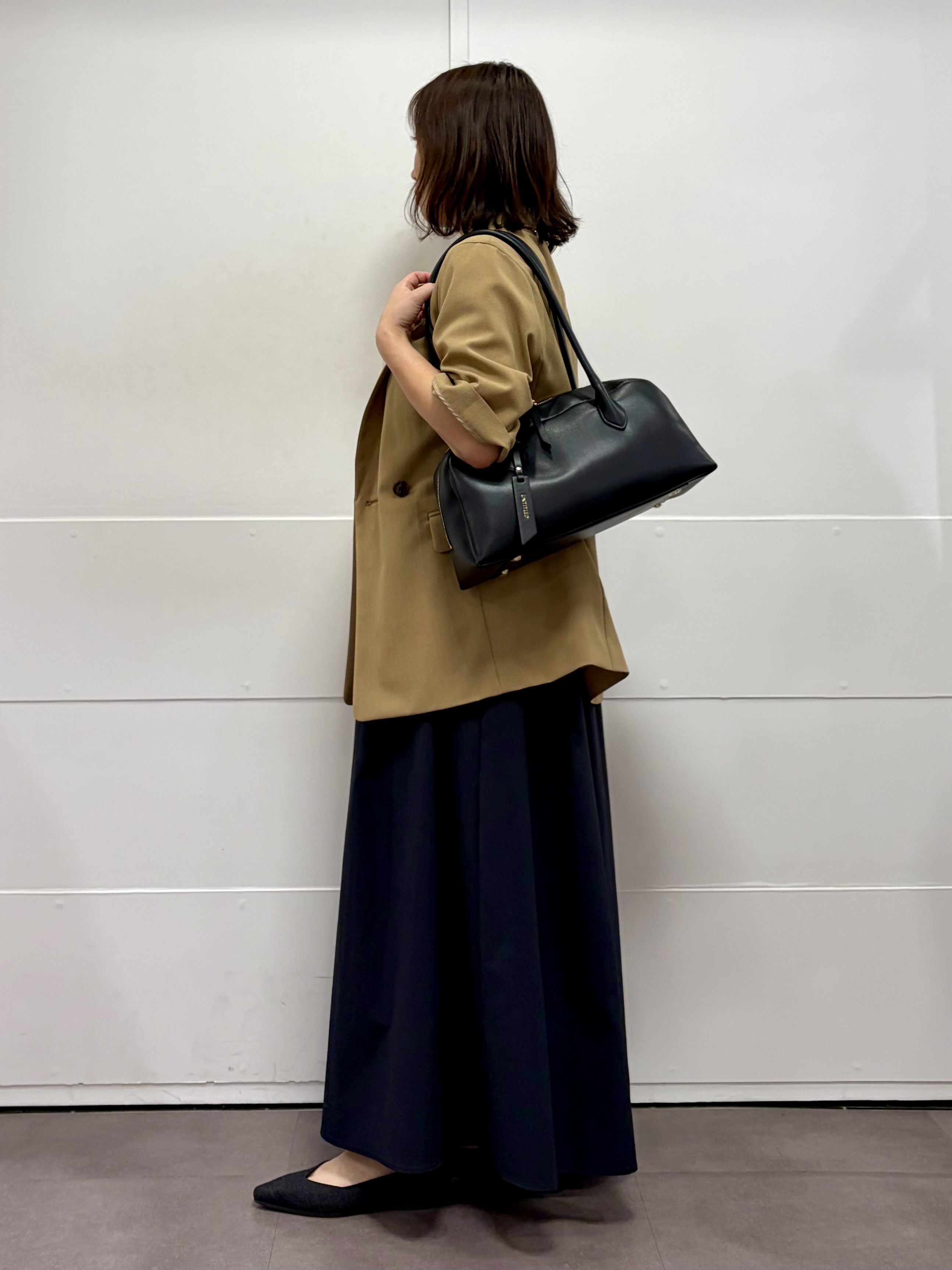 TOKOさんの「UNTITLED｜【秋の通勤羽織/セットアップ可/UVカット】エアリークール半袖ジャケット」を使ったコーディネート