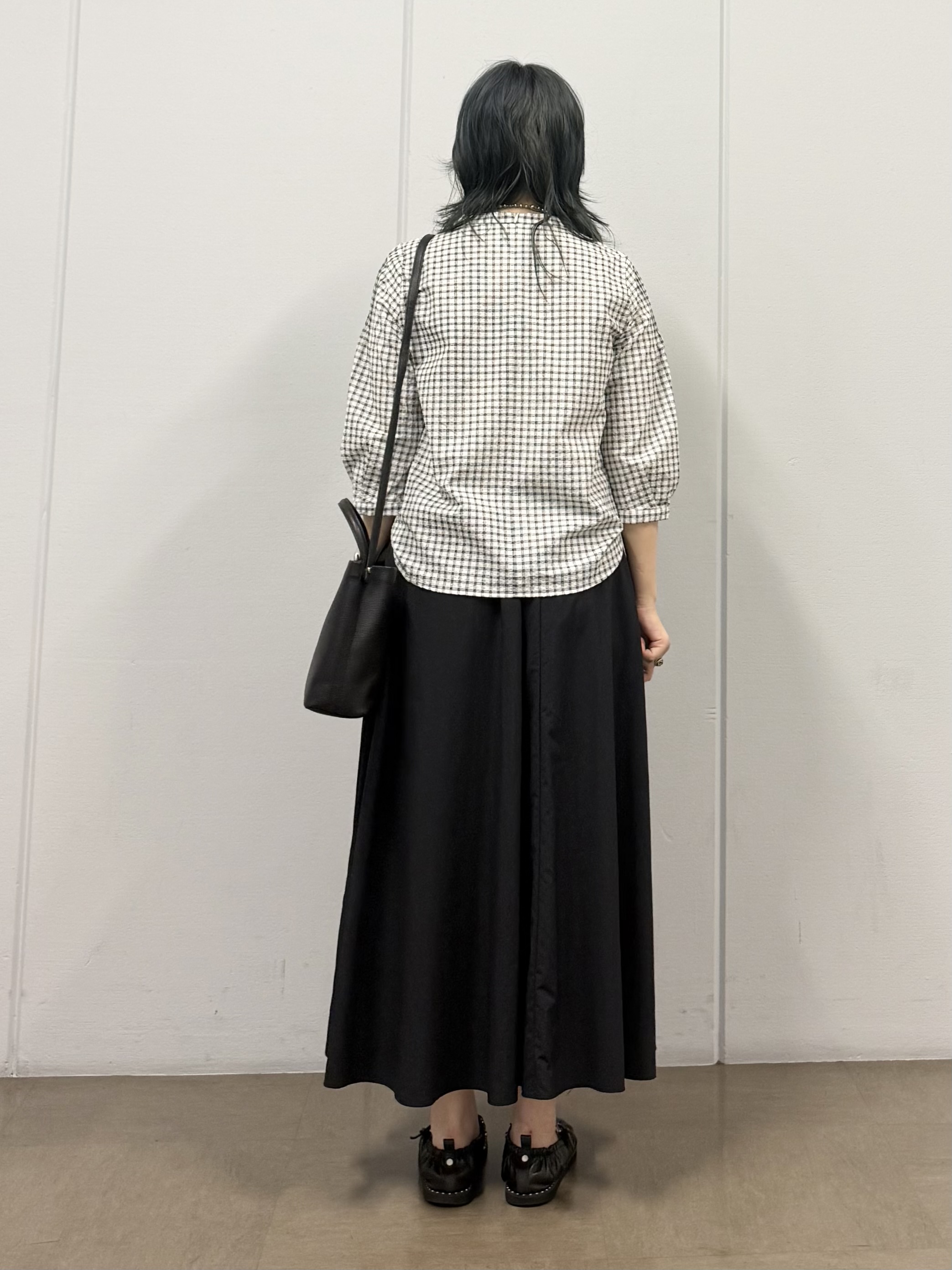 mizukiさんの「INDIVI｜【UVケア／吸汗速乾】凹凸素材ミニスタンドトップス」を使ったコーディネート