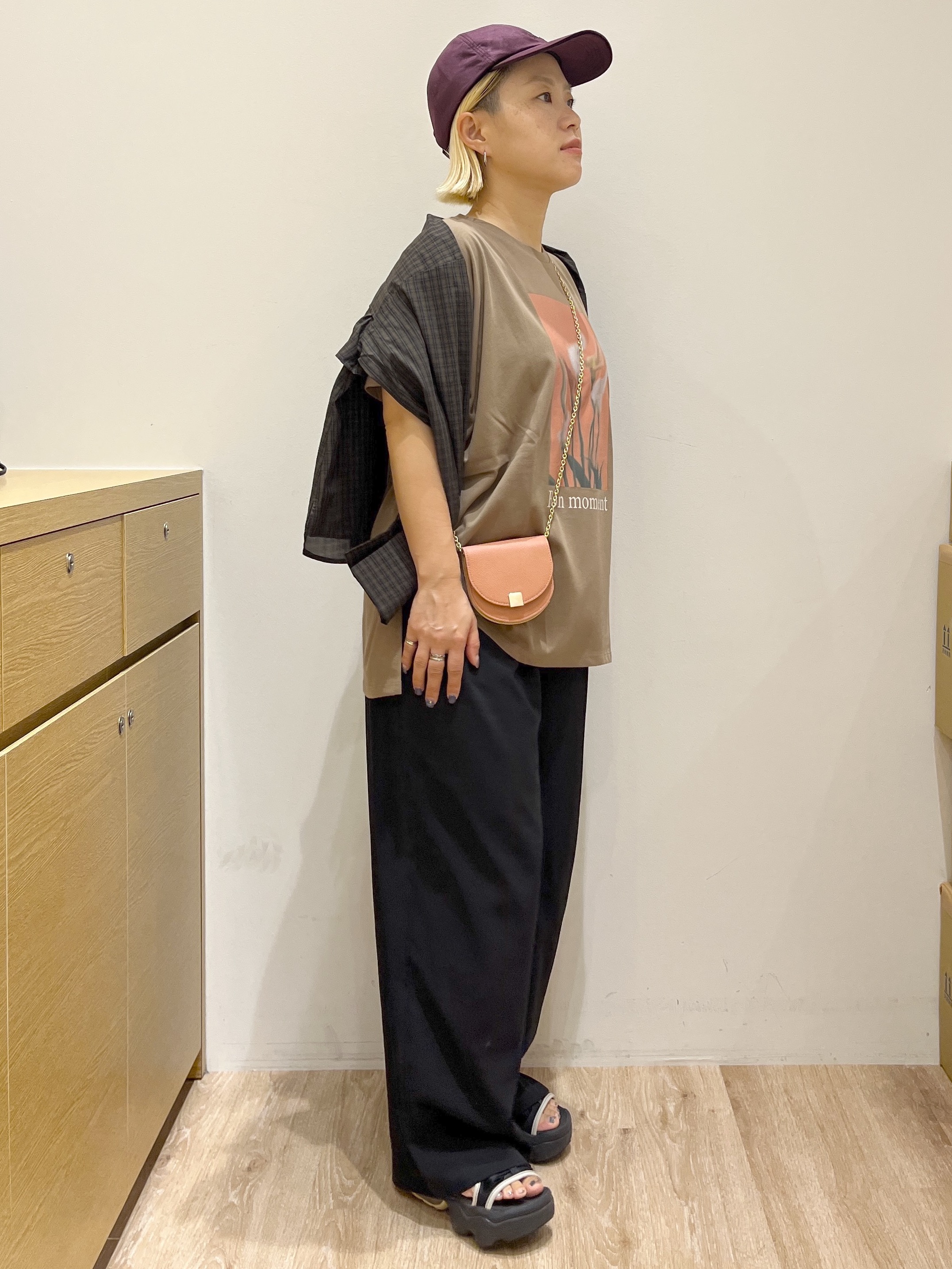 くーみーさんの「OPAQUE.CLIP｜フォトプリントTシャツ【洗濯機OK】」を使ったコーディネート
