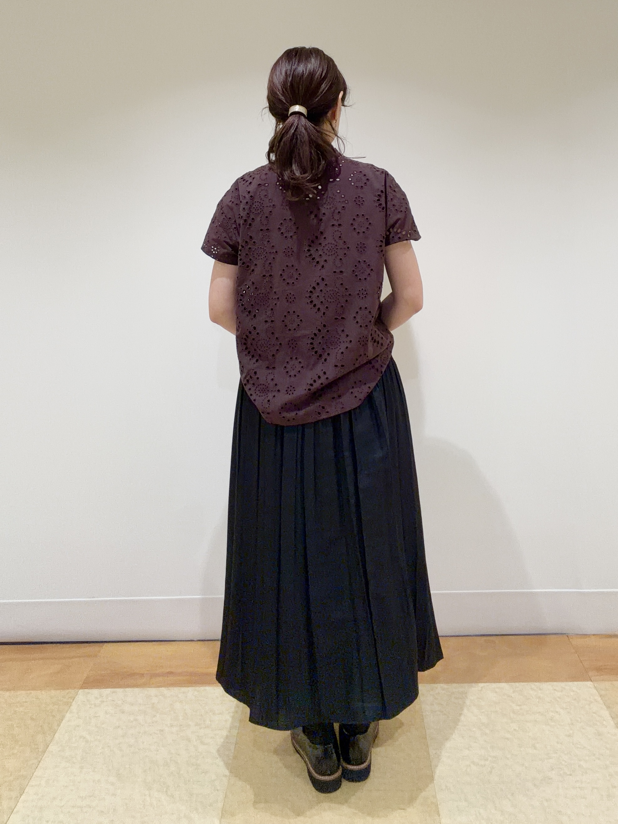 ayaさんの「Reflect｜【通勤◎】カットワーク刺繍レース シャツブラウス」を使ったコーディネート