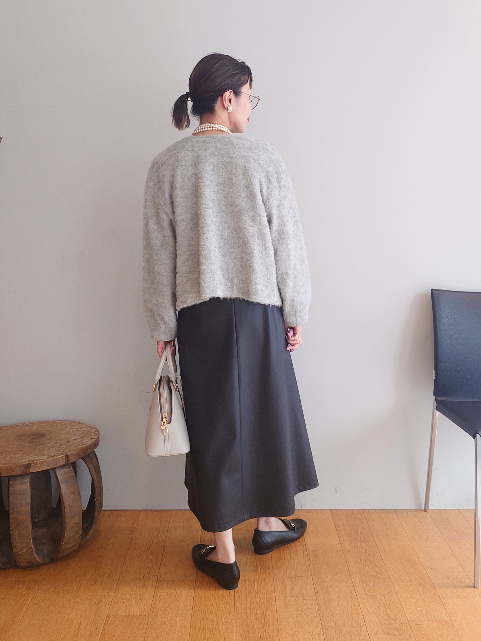 MUTSUKOさんの「UNTITLED｜【アレンジ自在】ロングパール調ネックレス」を使ったコーディネート
