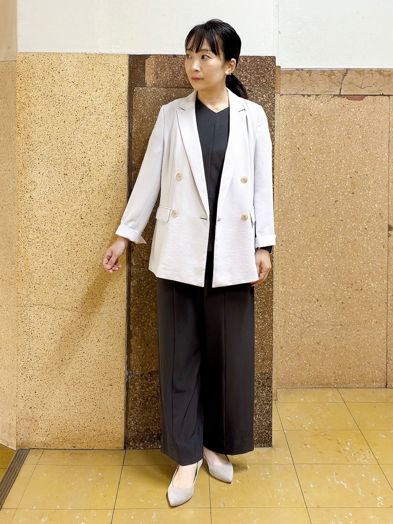 hattoriさんの「INDIVI｜【接触冷感/防シワ/着る日傘】イージーワイドパンツ」を使ったコーディネート