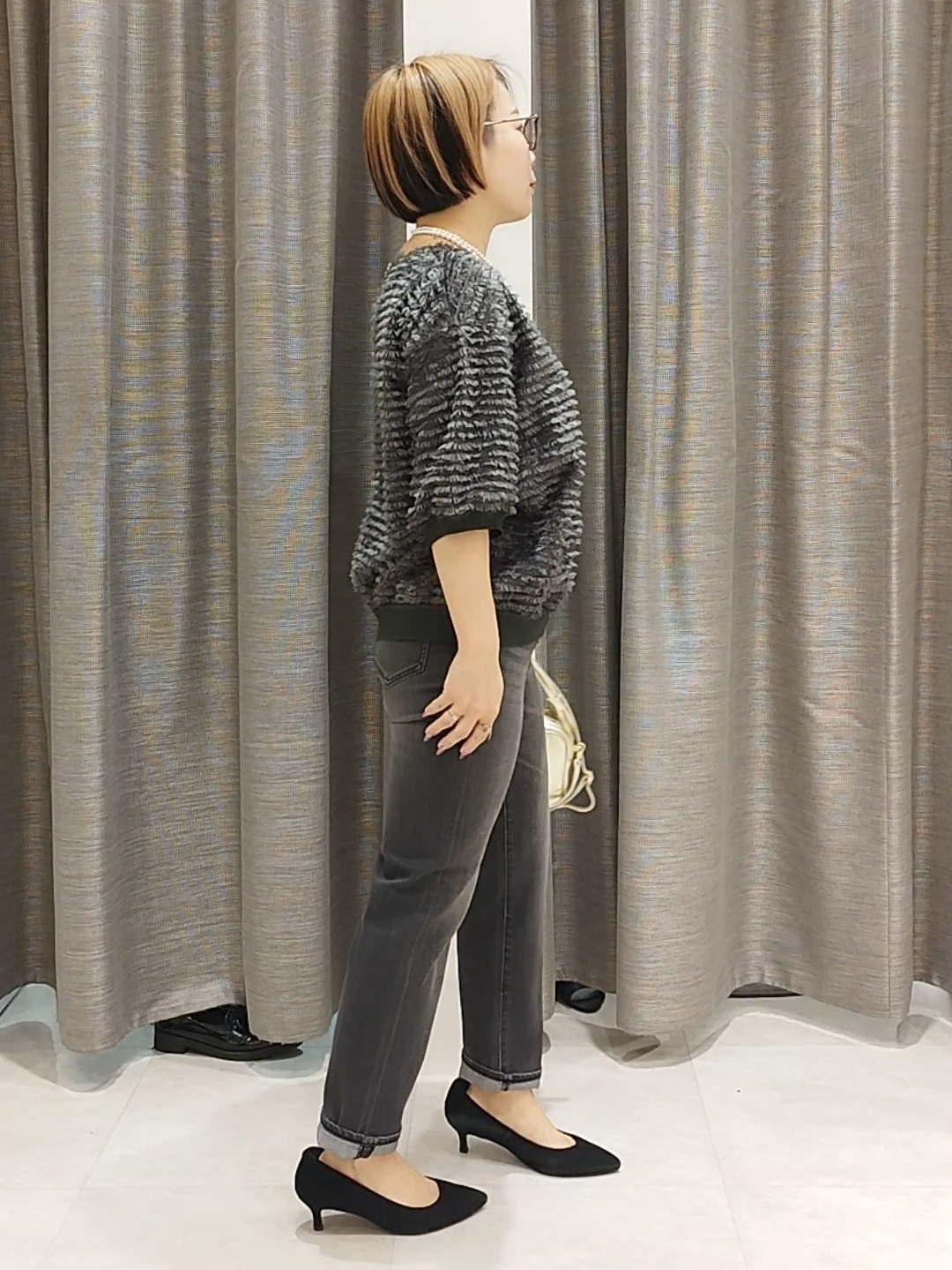 s u g iさんの「UNTITLED｜【秋映え/体型カバー】フェザージャガードプルオーバー」を使ったコーディネート