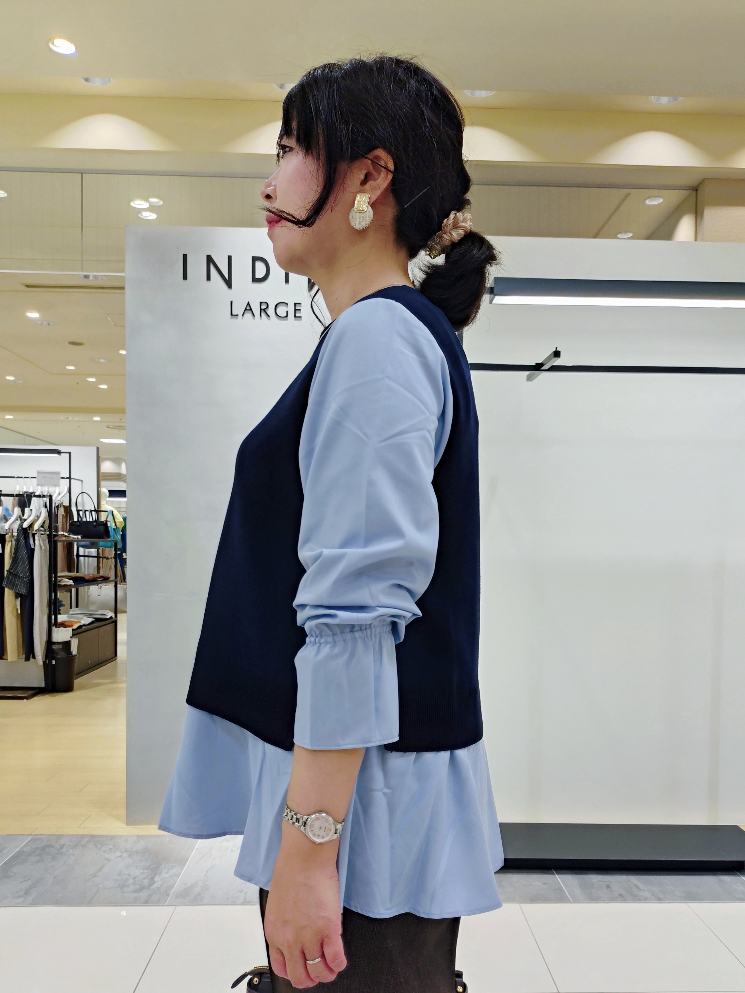 TOMOMIさんの「INDIVI｜【UVケア／接触冷感】リネン風チェックストレートパンツ」を使ったコーディネート