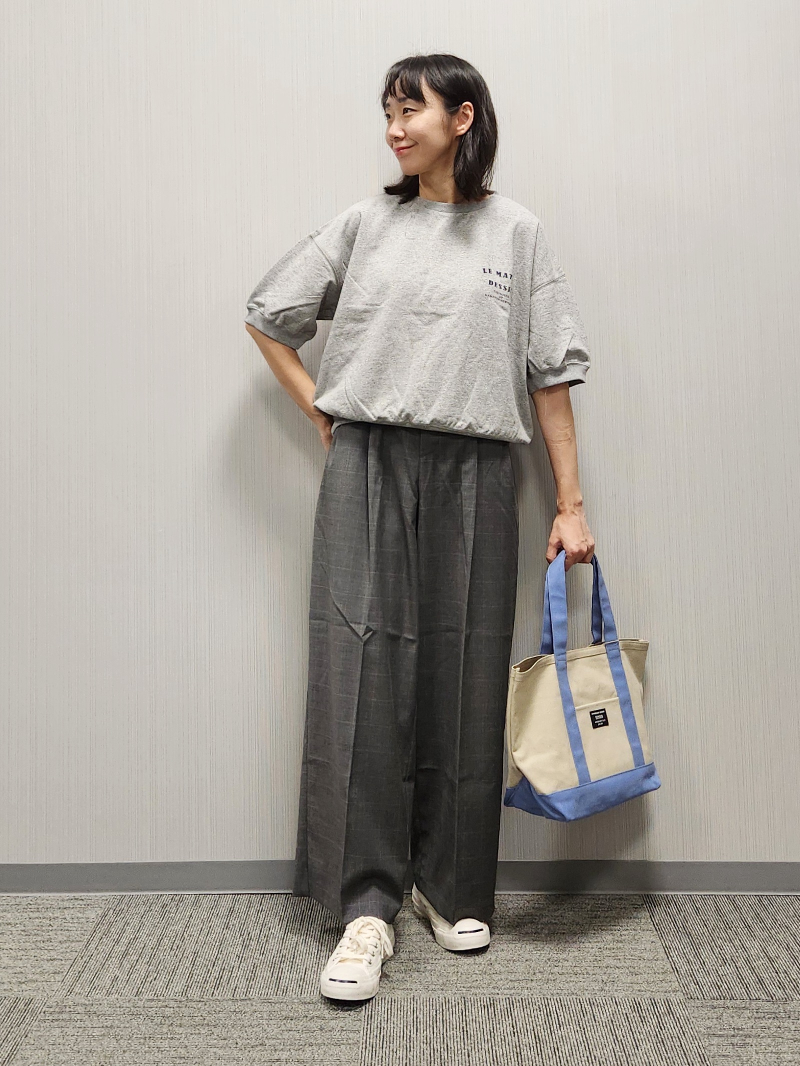 naraさんの「Dessin｜ハーフスリーブロゴプルオーバー」を使ったコーディネート