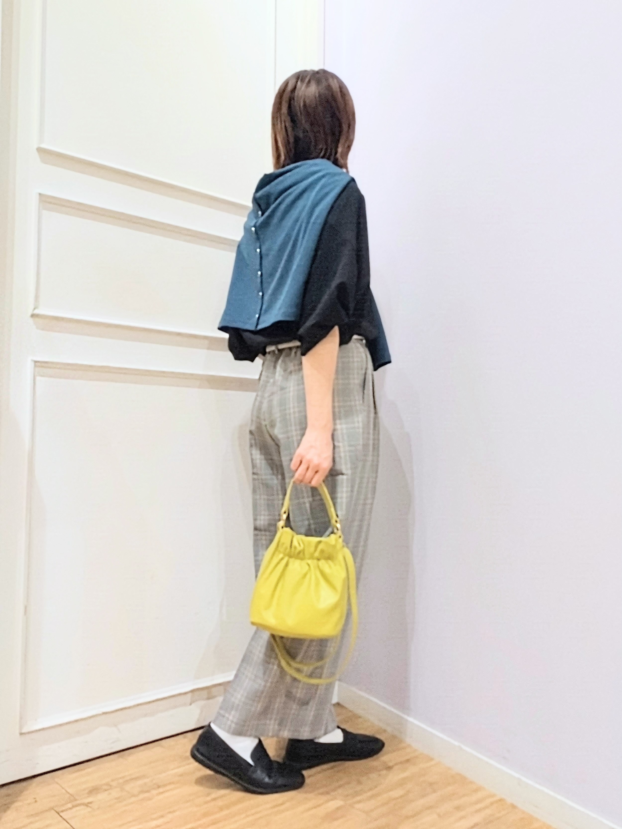 miomioさんの「SHOO･LA･RUE｜【S-LL/洗濯機可/二の腕カバー】楽に上品見え ツイストスリーブトップス」を使ったコーディネート