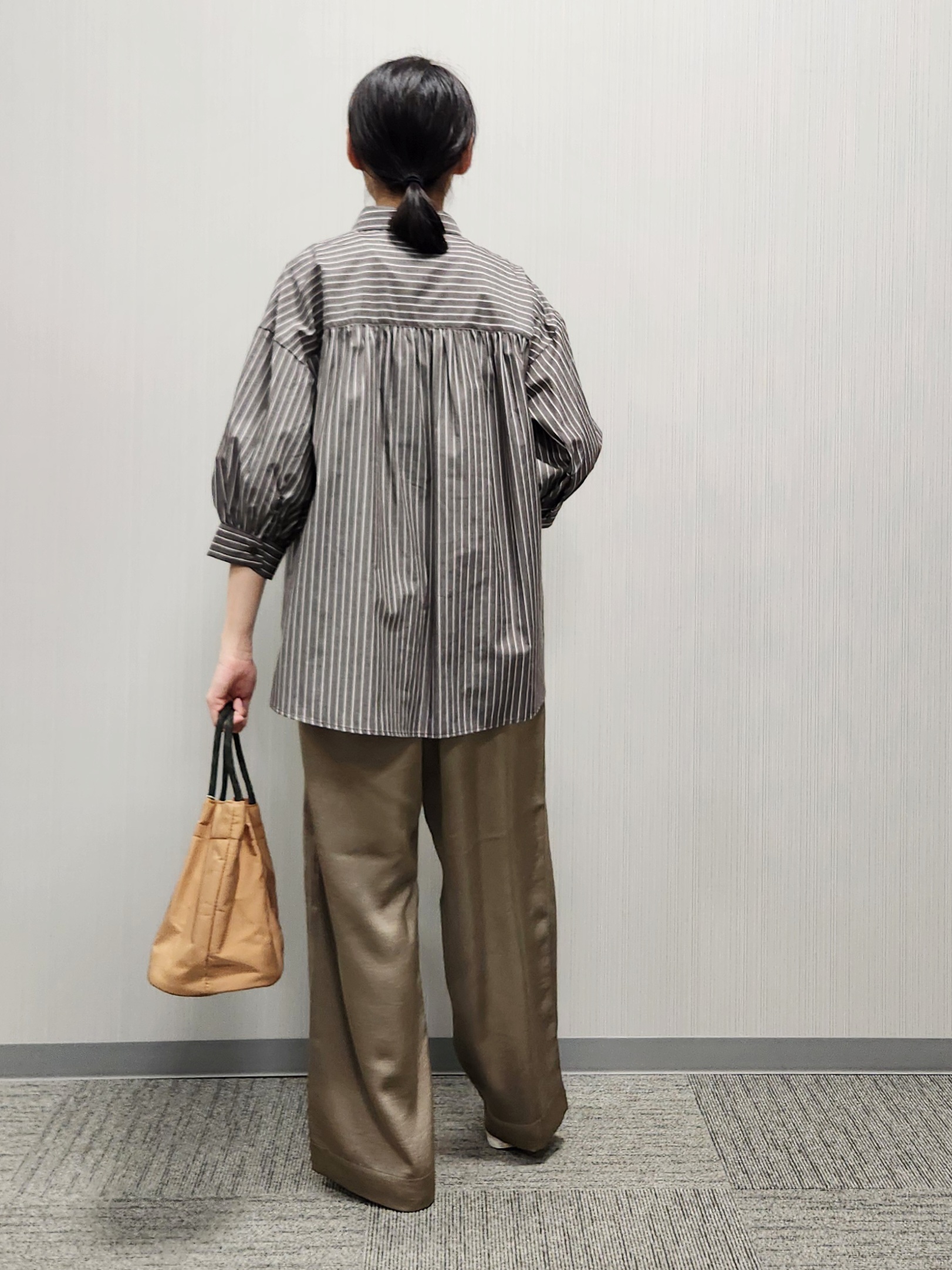 naraさんの「Dessin｜【UVカット】ギャザースリーブストライプシャツ6分袖」を使ったコーディネート