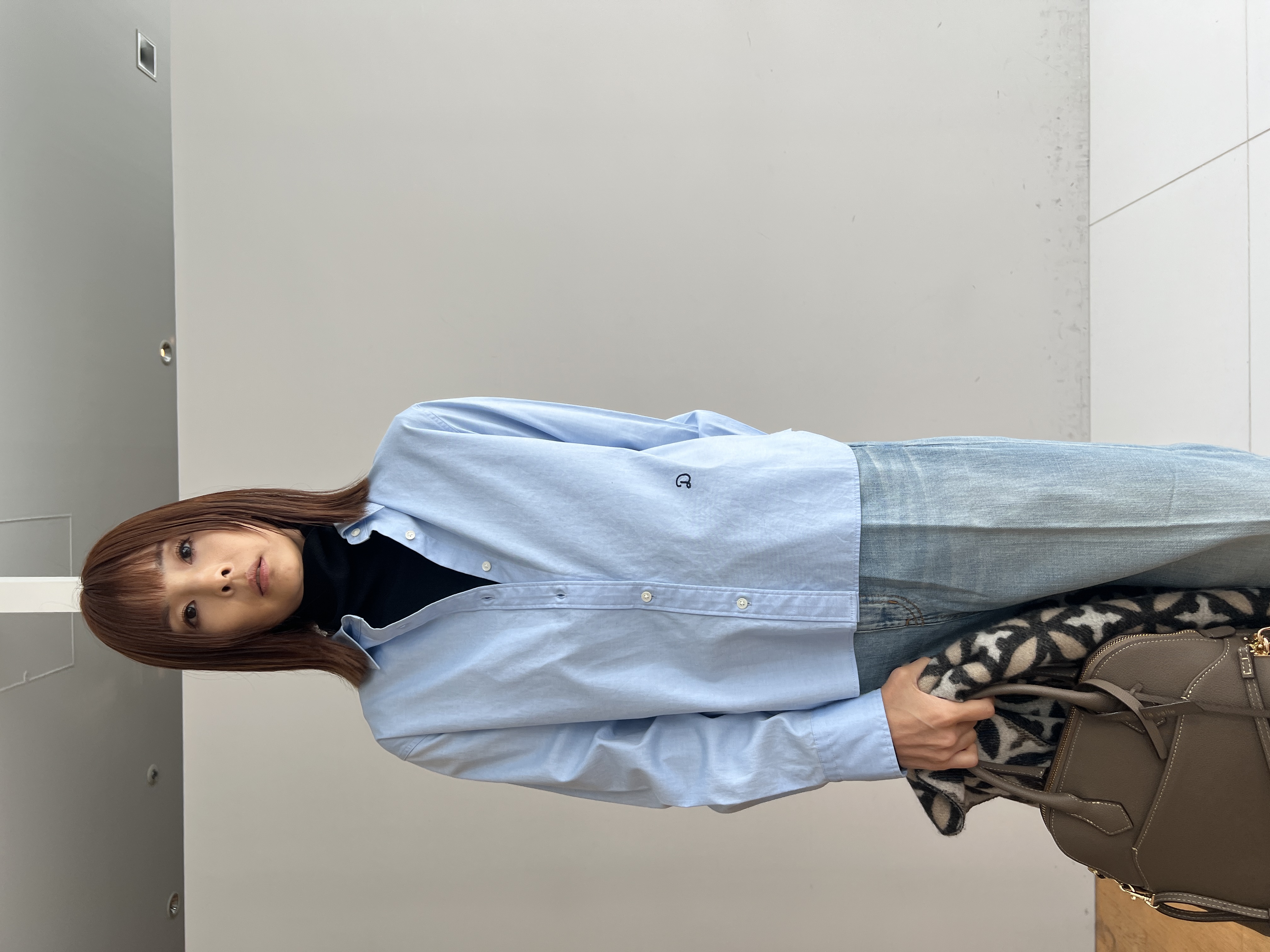 misaさんの「DRESSTERIOR｜◆mica della valle（ミカデラヴァッレ）Katia ハンドバッグ」を使ったコーディネート