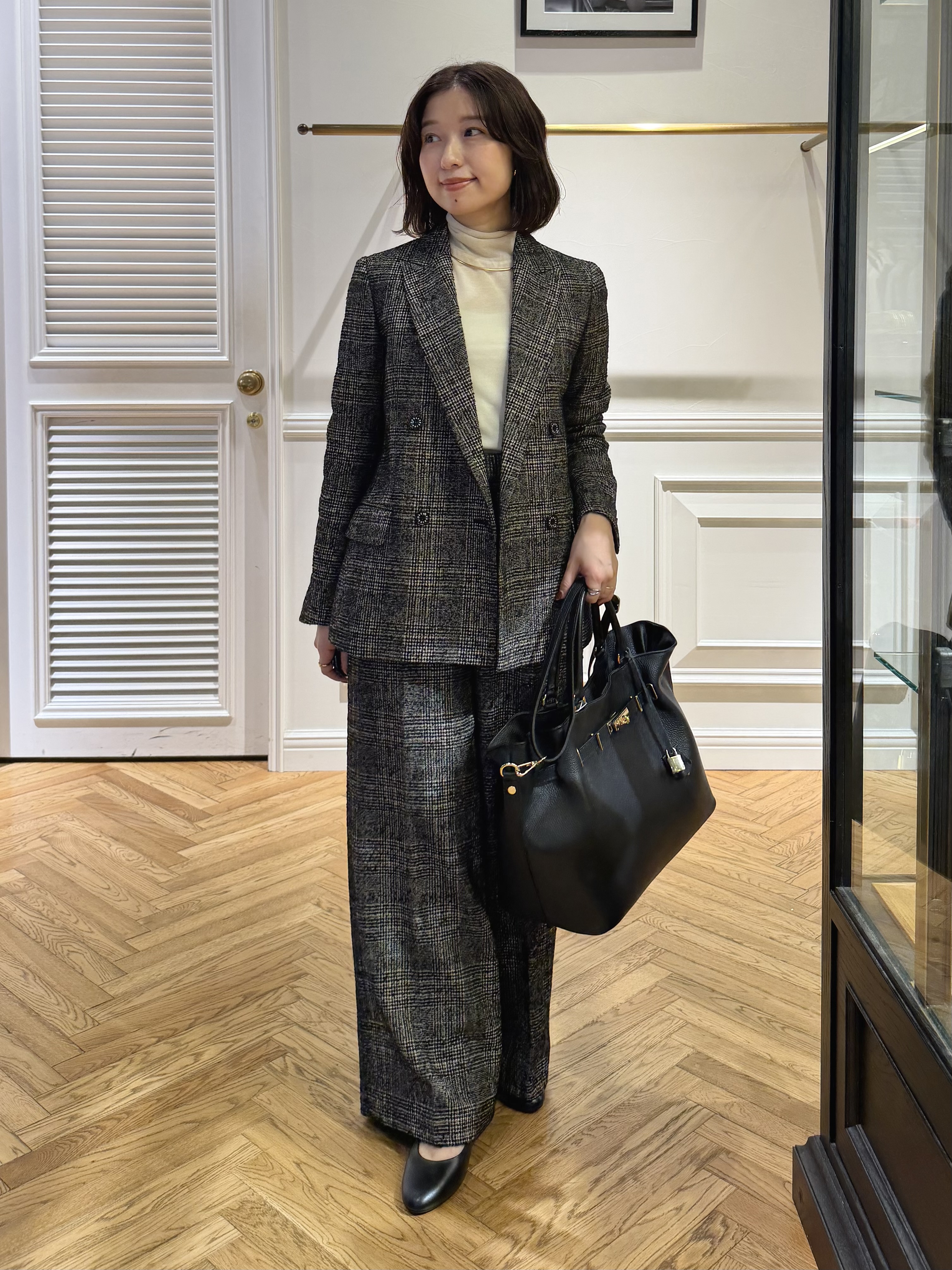 つじ まこさんの「DRESSTERIOR｜【セットアップ可能】ループグレンチェックダブルジャケット」を使ったコーディネート